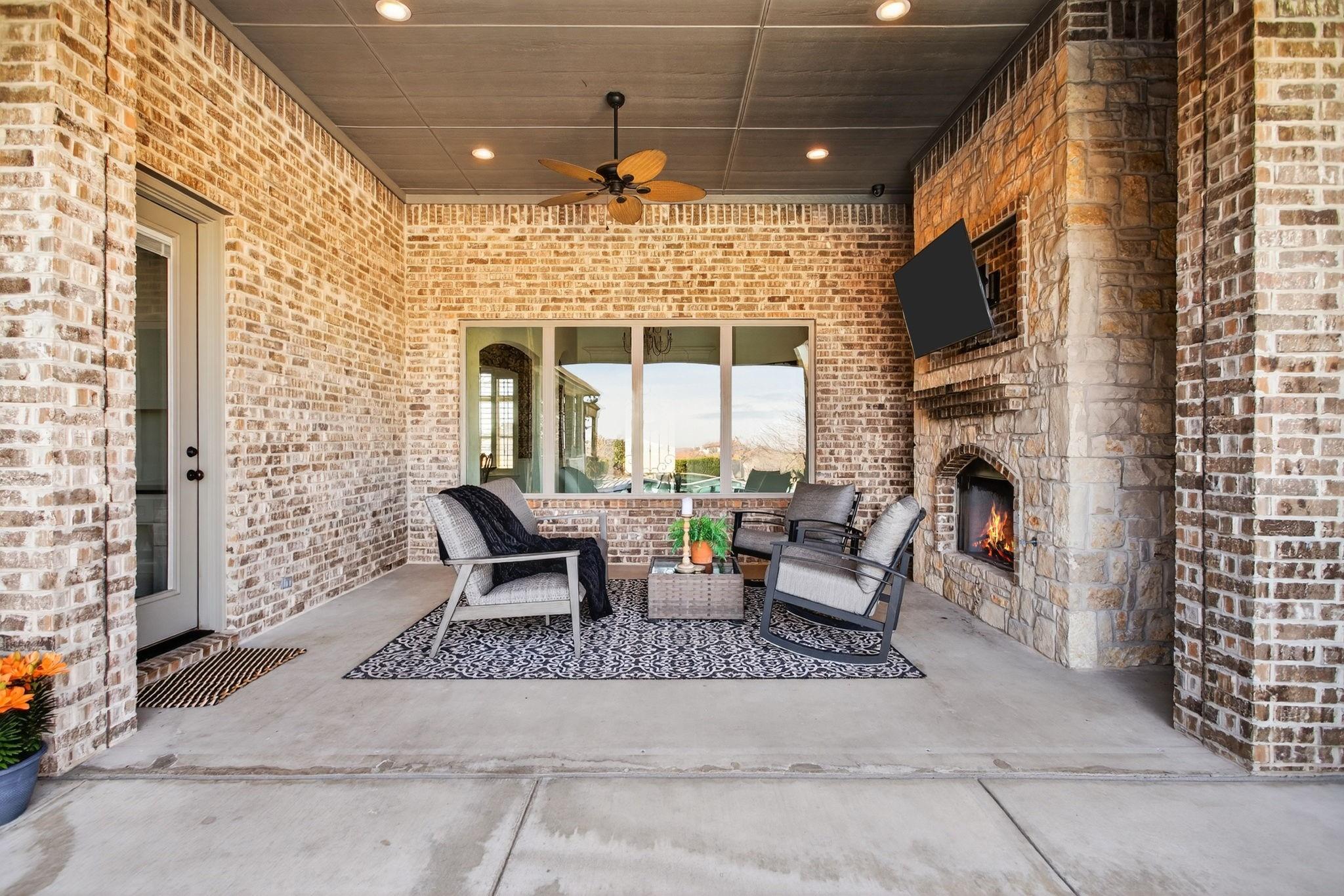main property photo 35