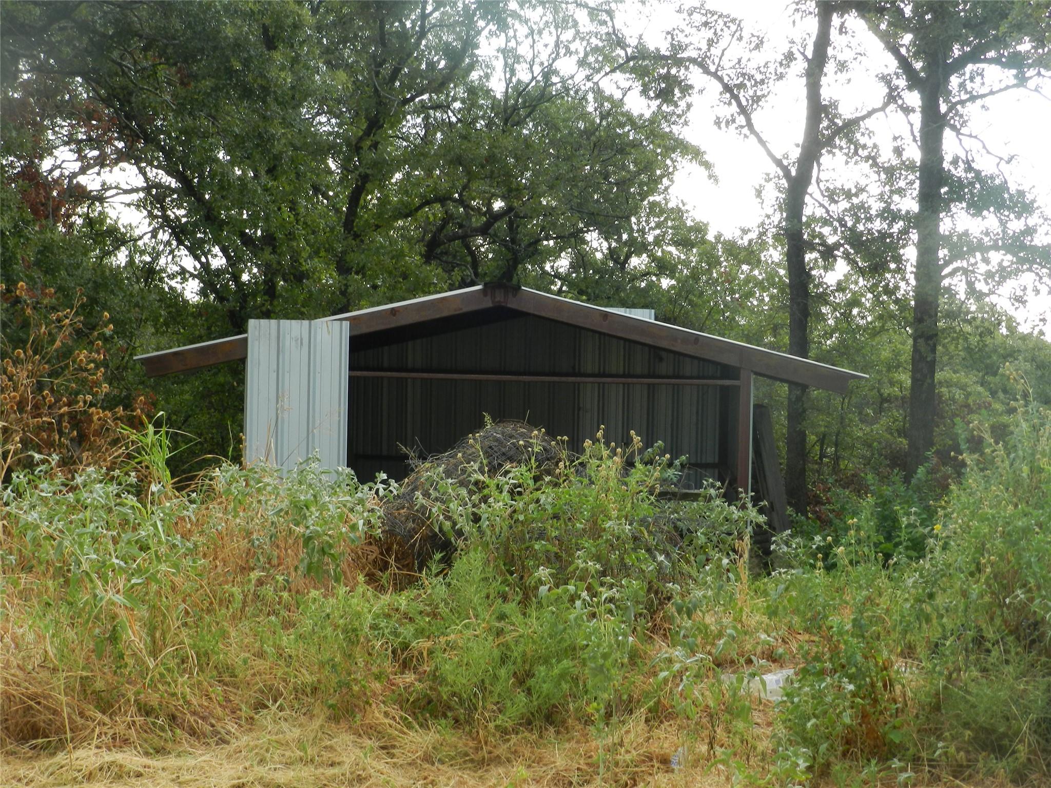 main property photo 18