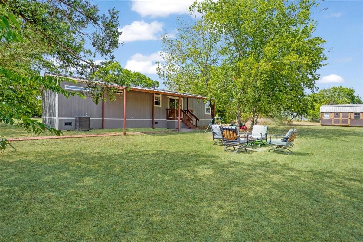 main property photo 28