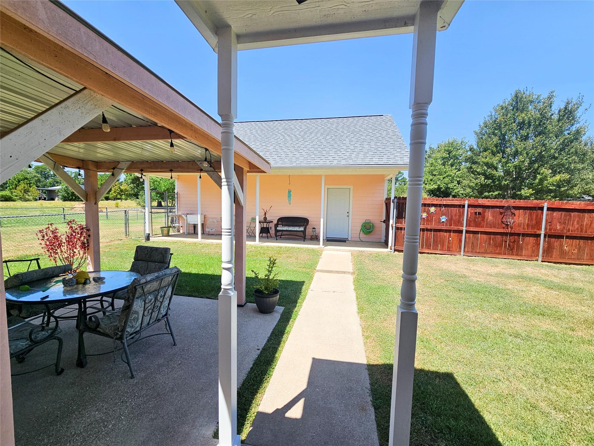 main property photo 21