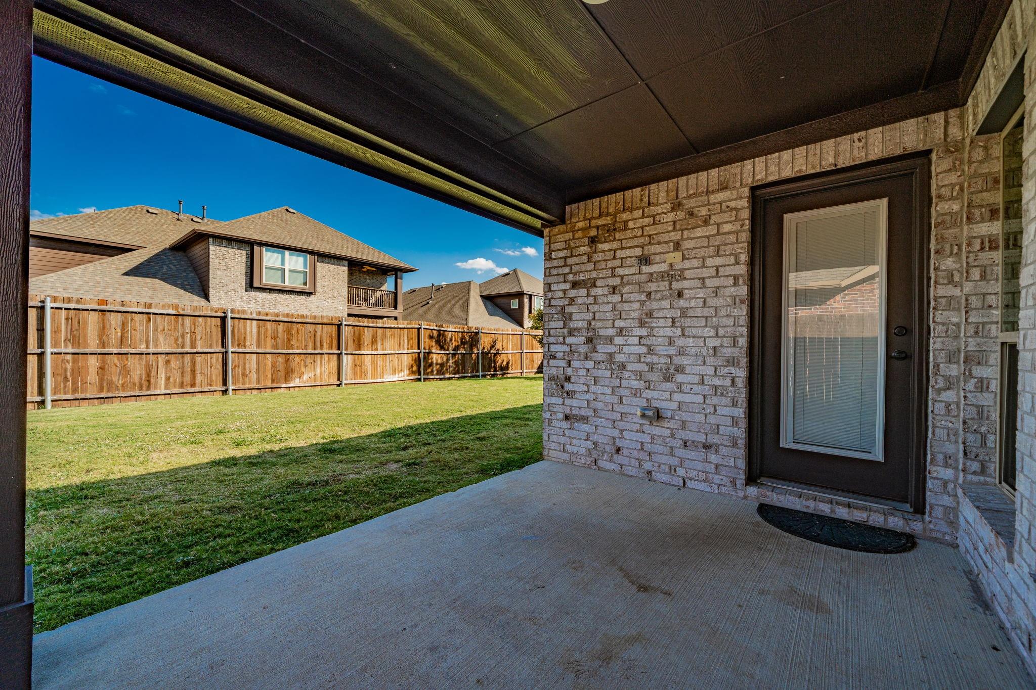 main property photo 14