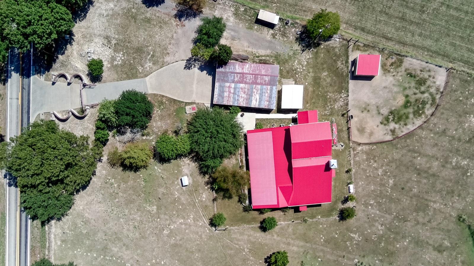 main property photo 10