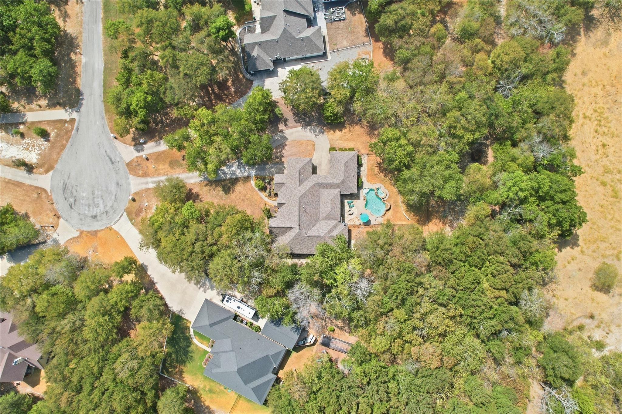 main property photo 38