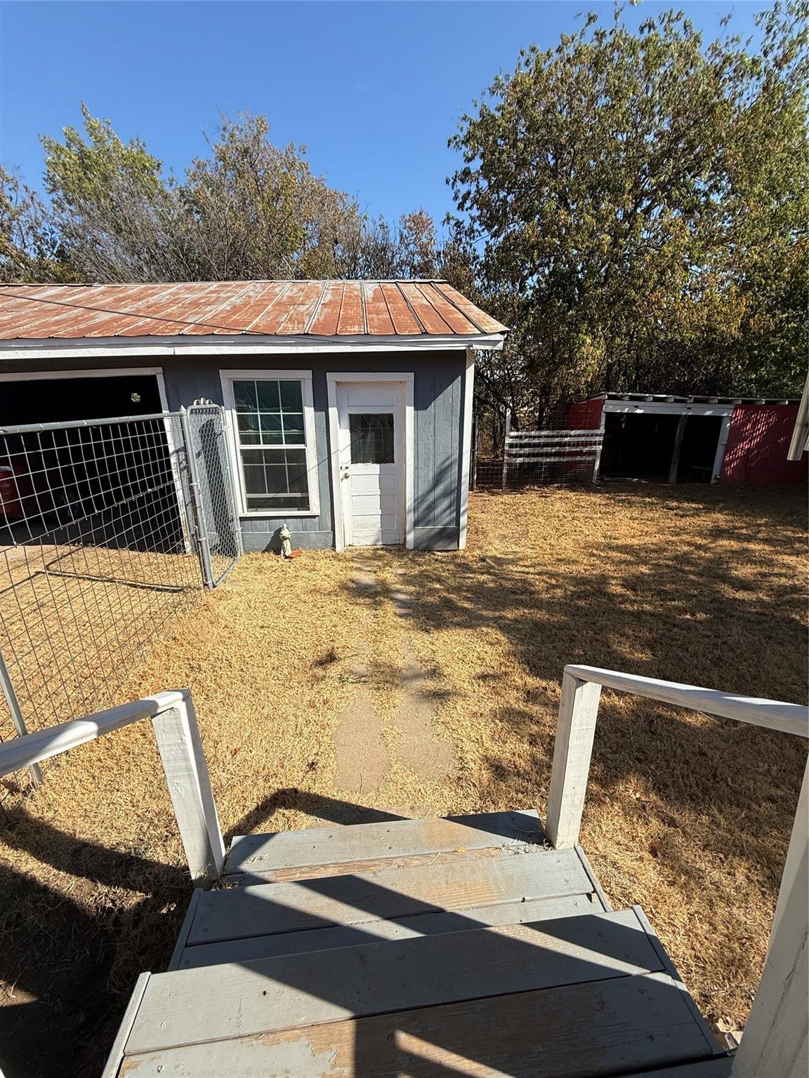 main property photo 13
