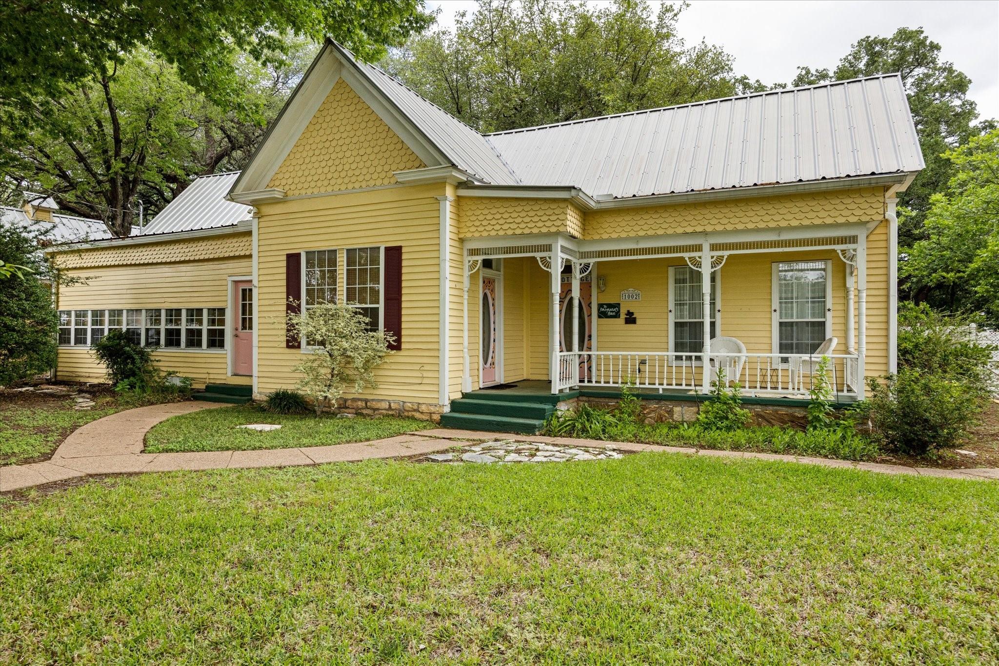 main property photo 2