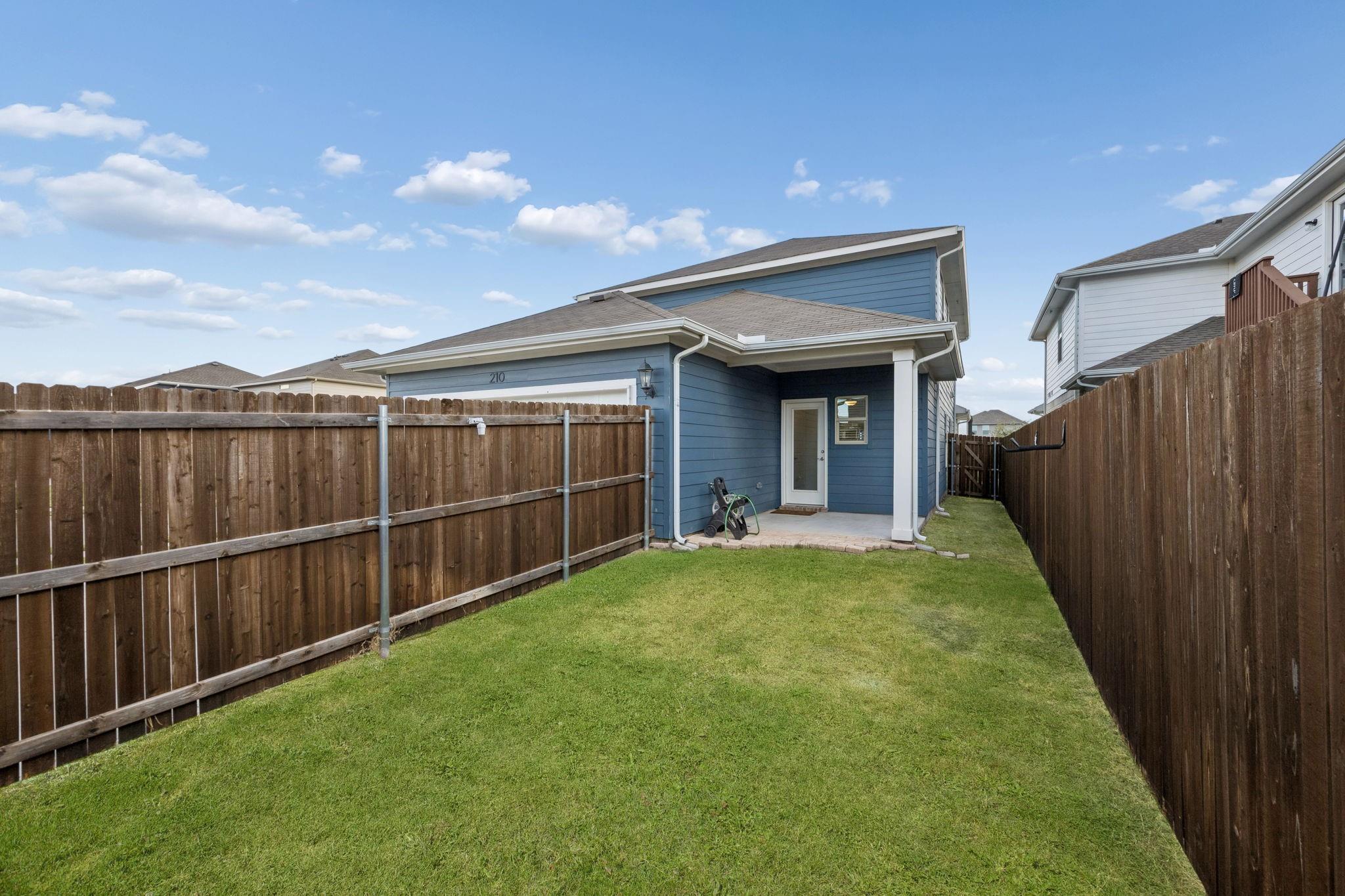 main property photo 25