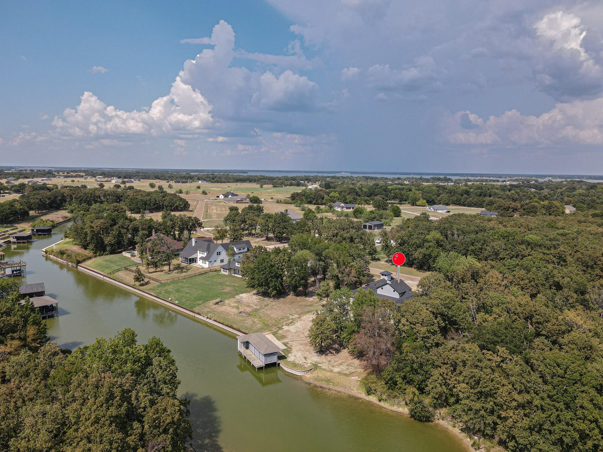 main property photo 38