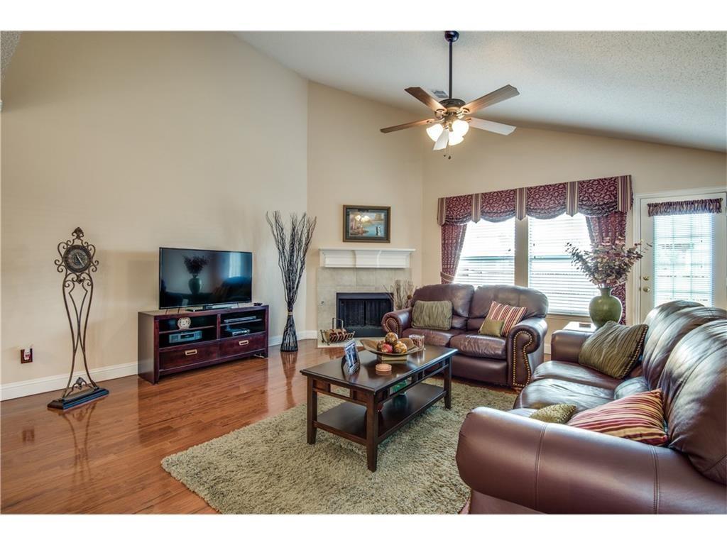main property photo 7