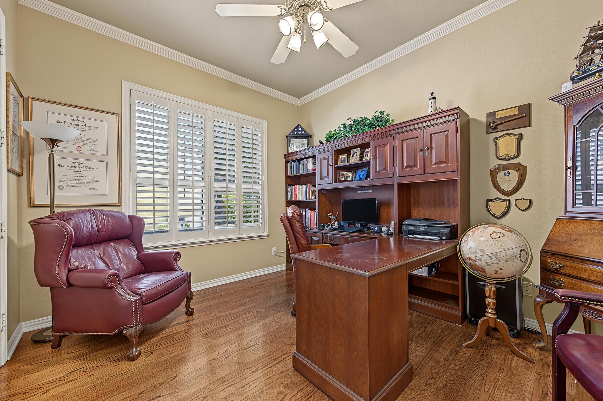 main property photo 20
