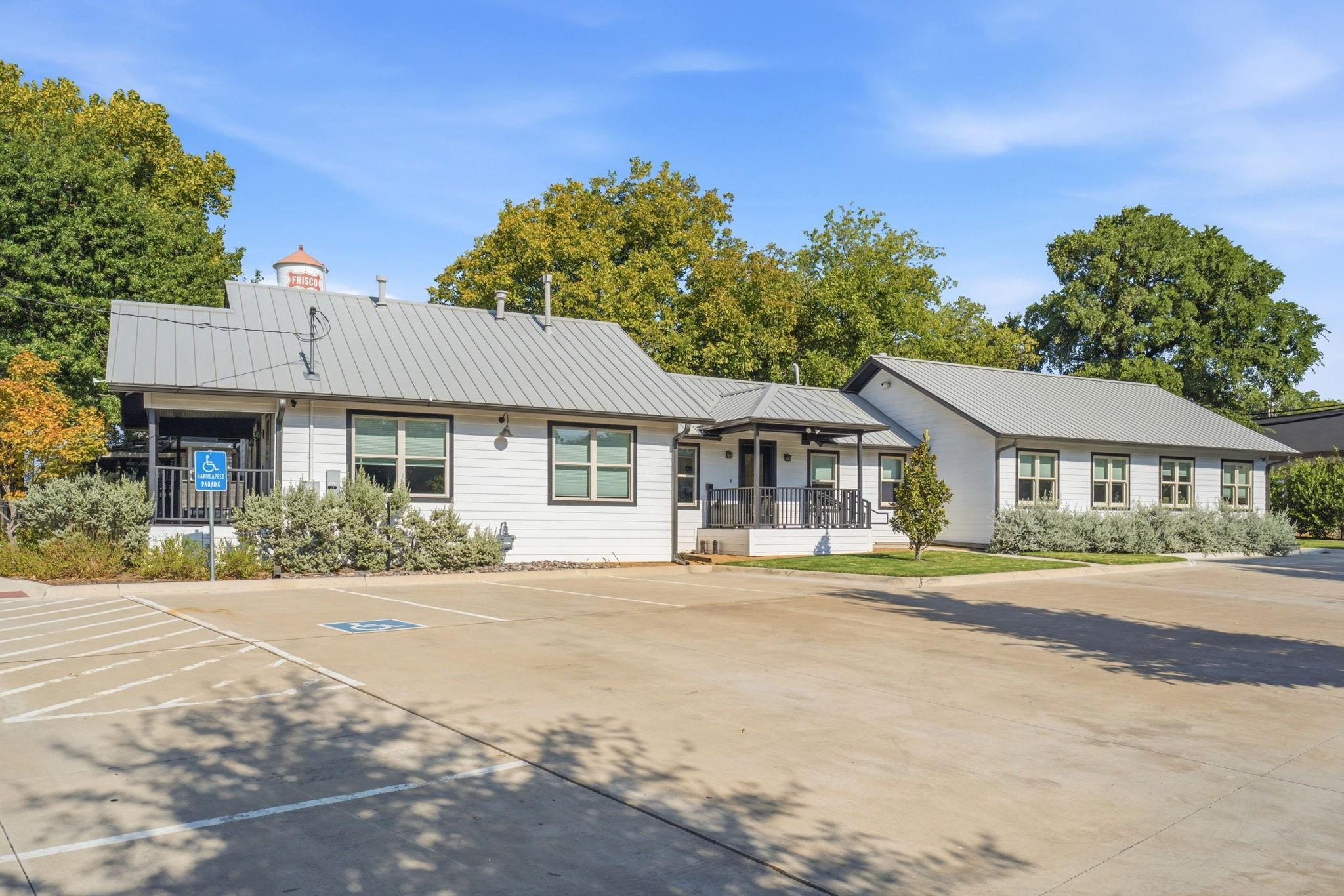 main property photo 13