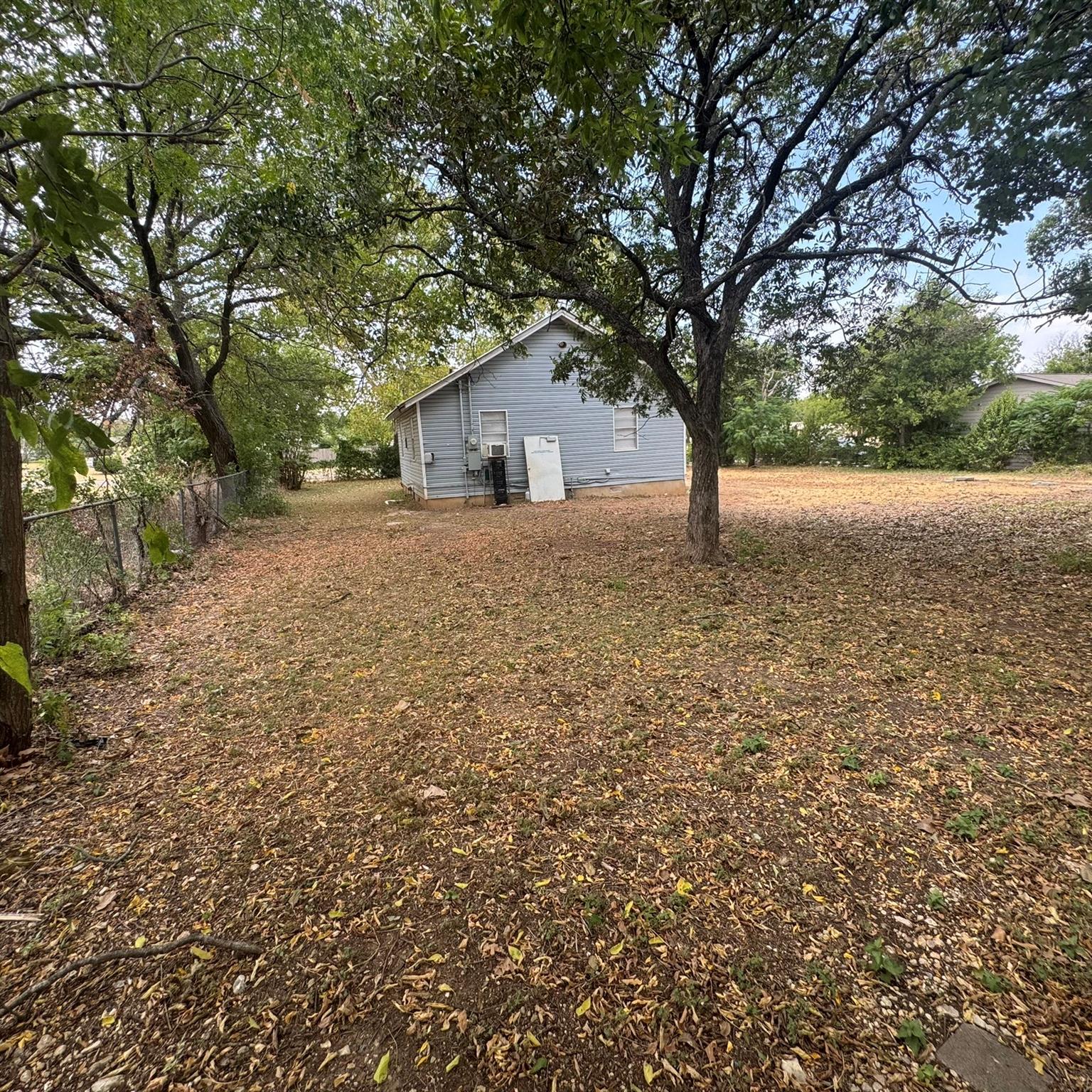 main property photo 32