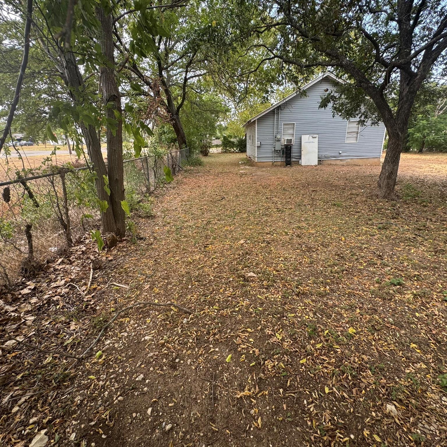 main property photo 33