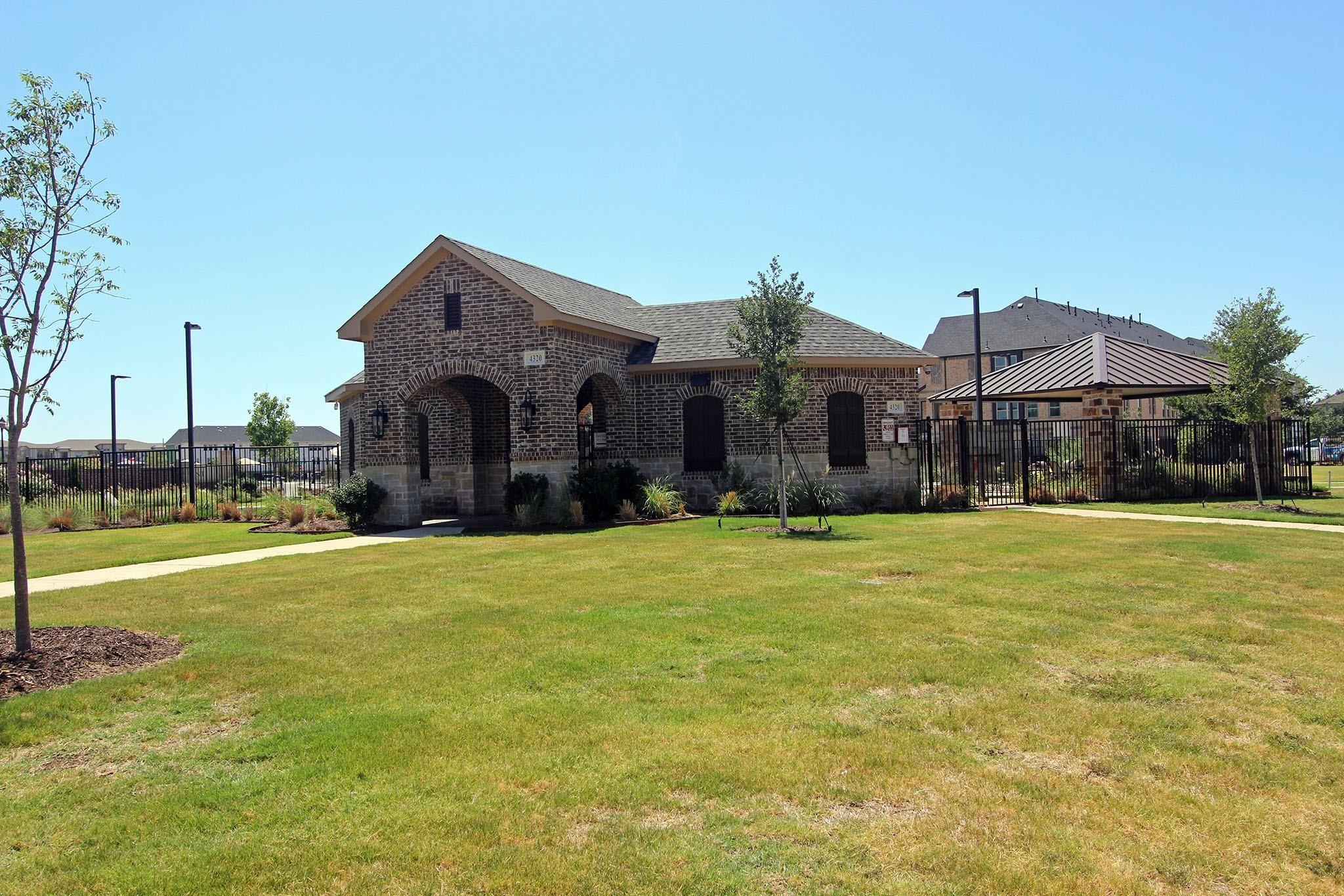 main property photo 22