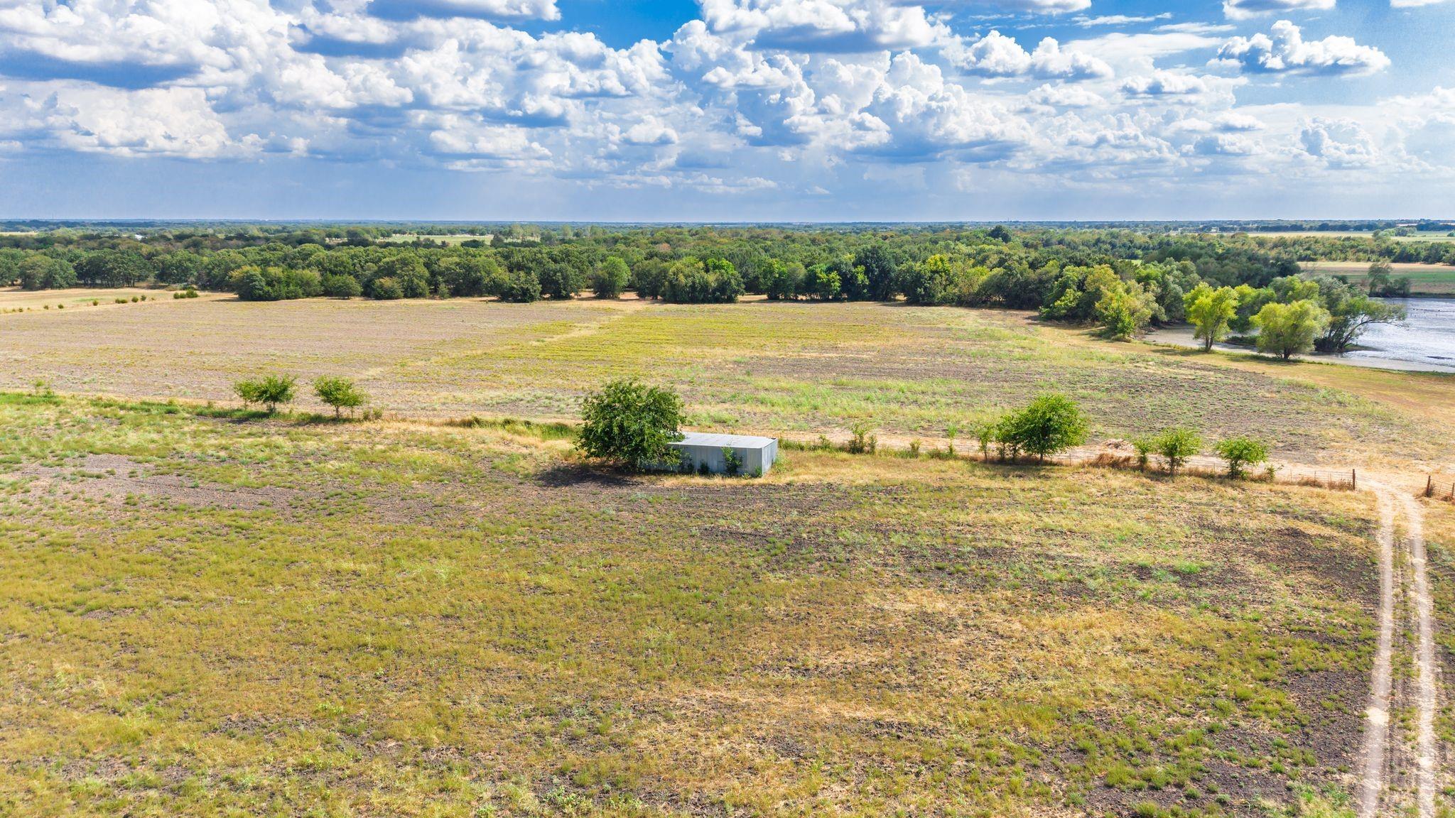 main property photo 13