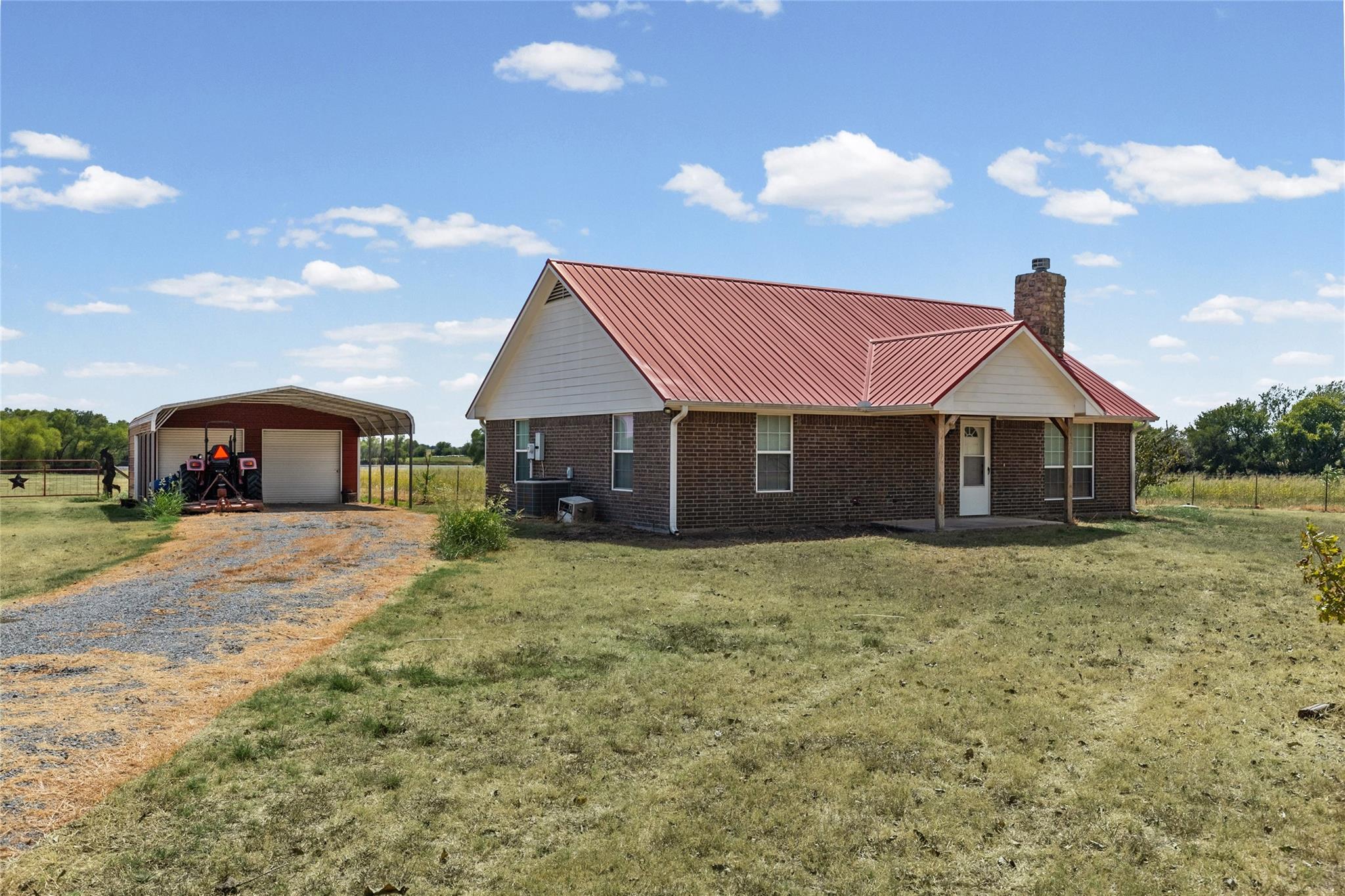 main property photo 20