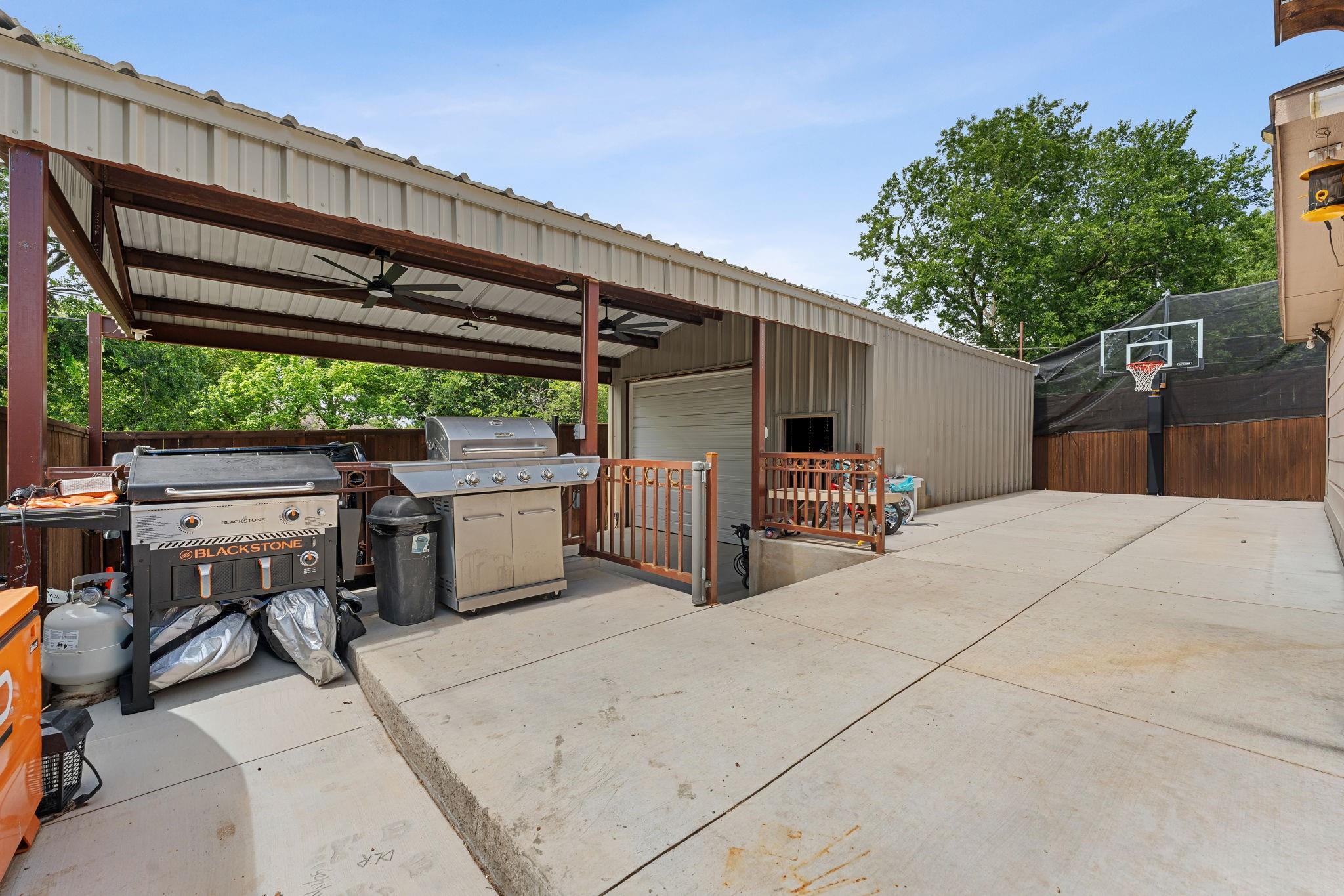 main property photo 21
