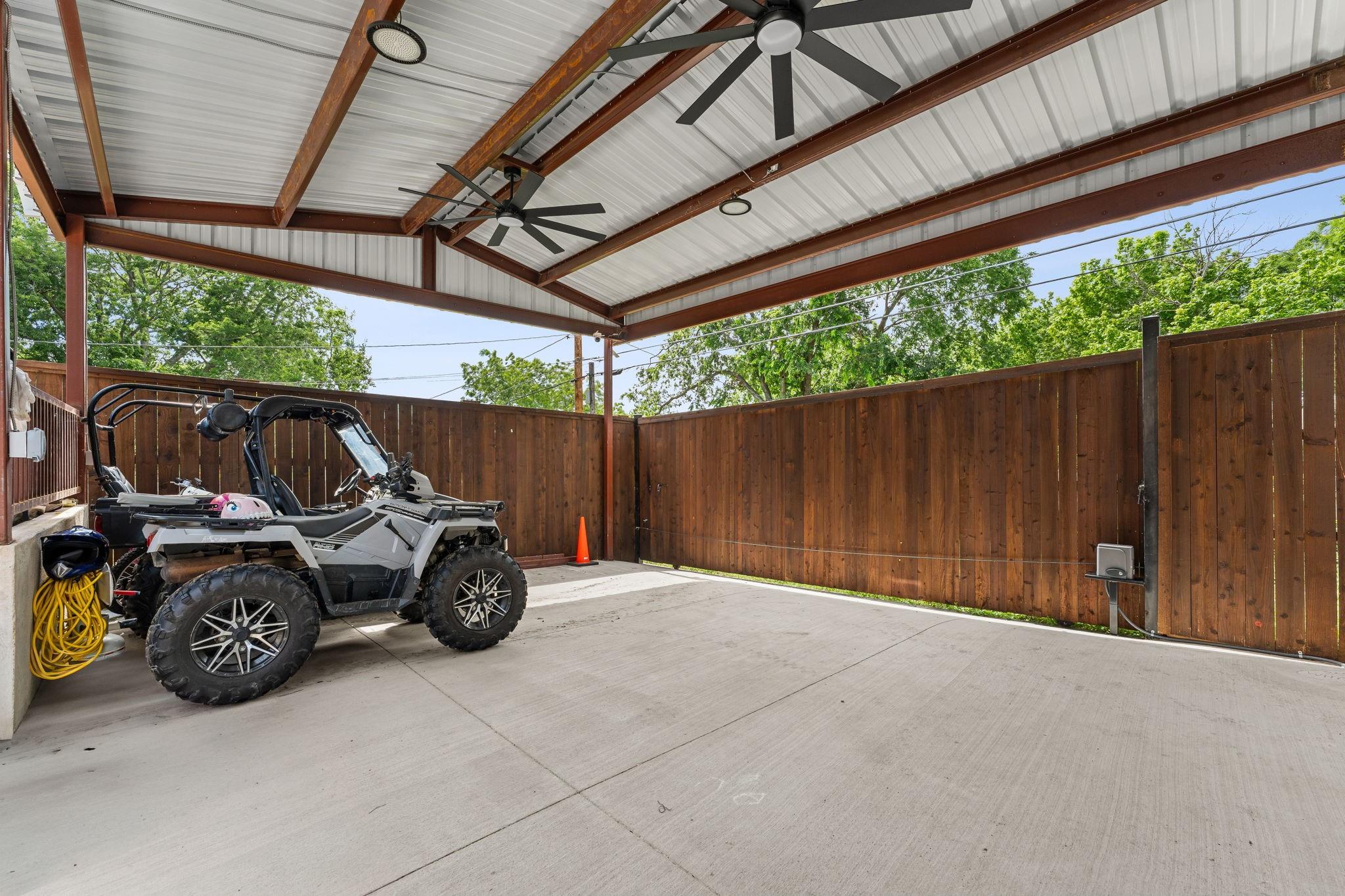 main property photo 22