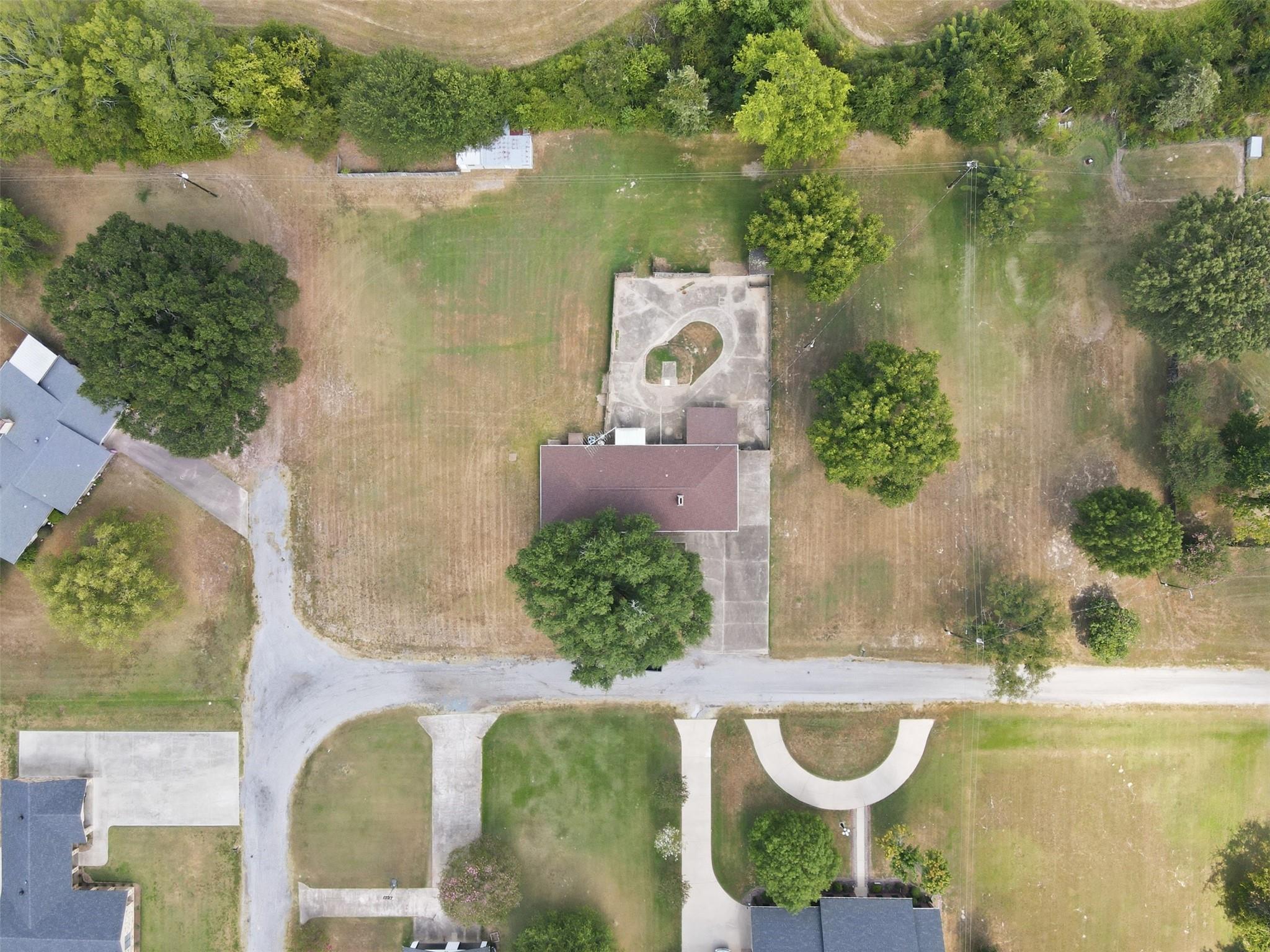 main property photo 38