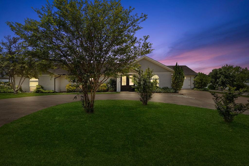 main property photo 30