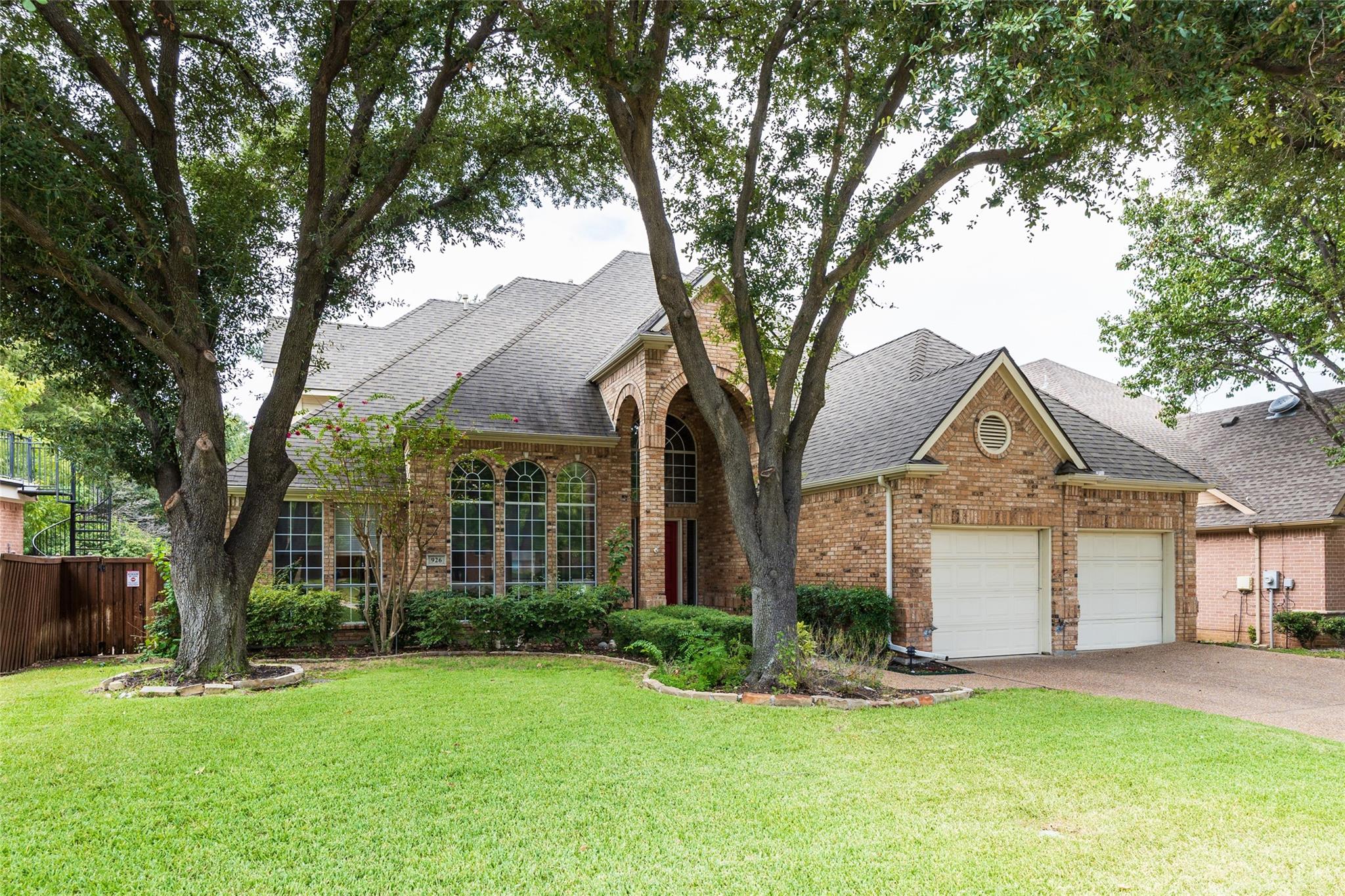 main property photo 2