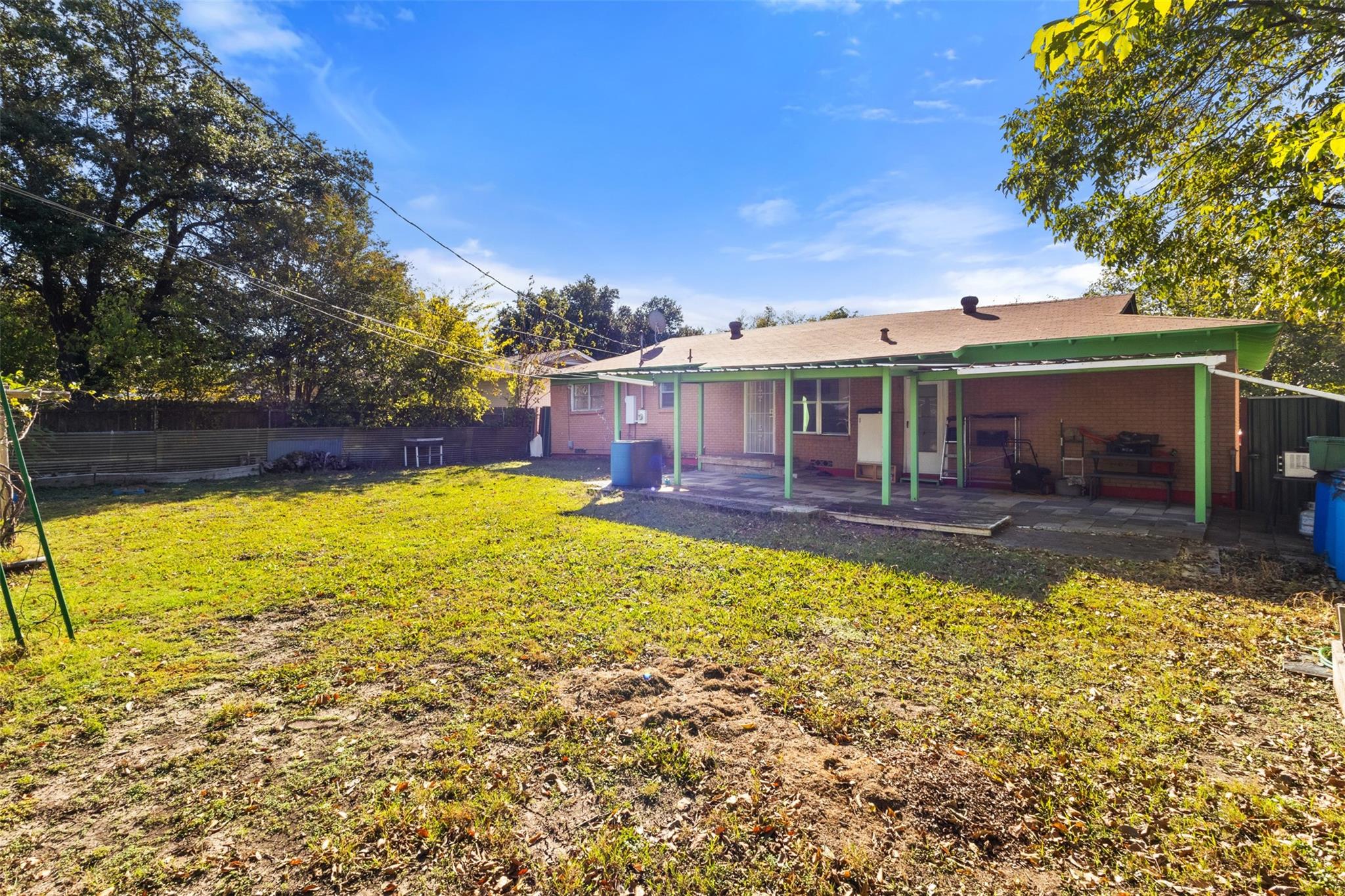 main property photo 15