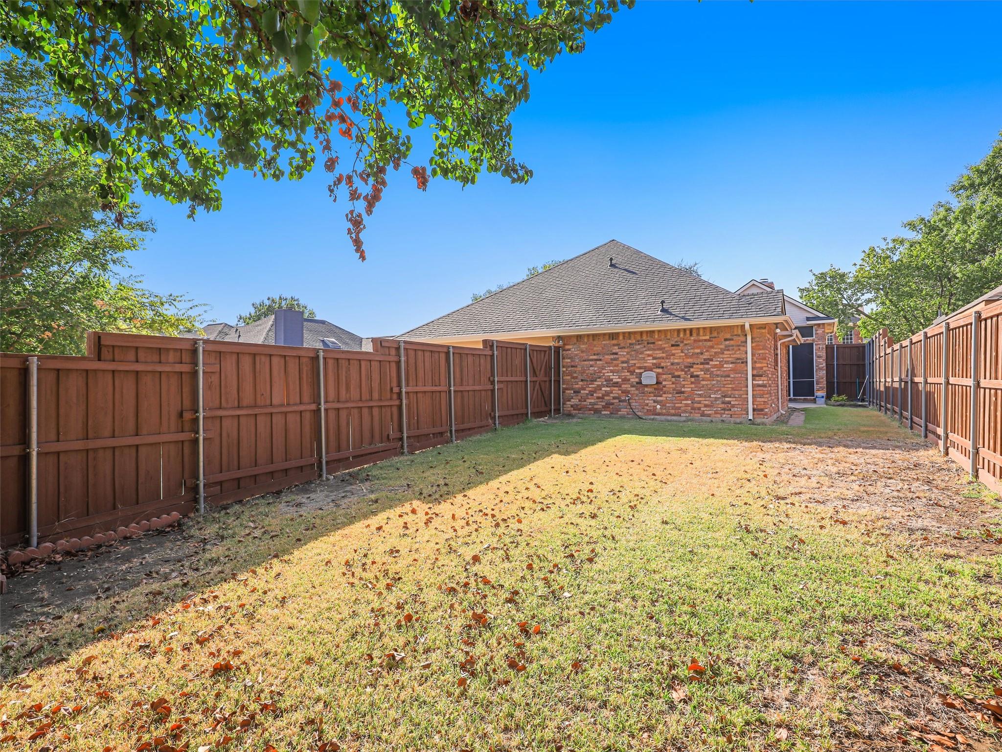 main property photo 22