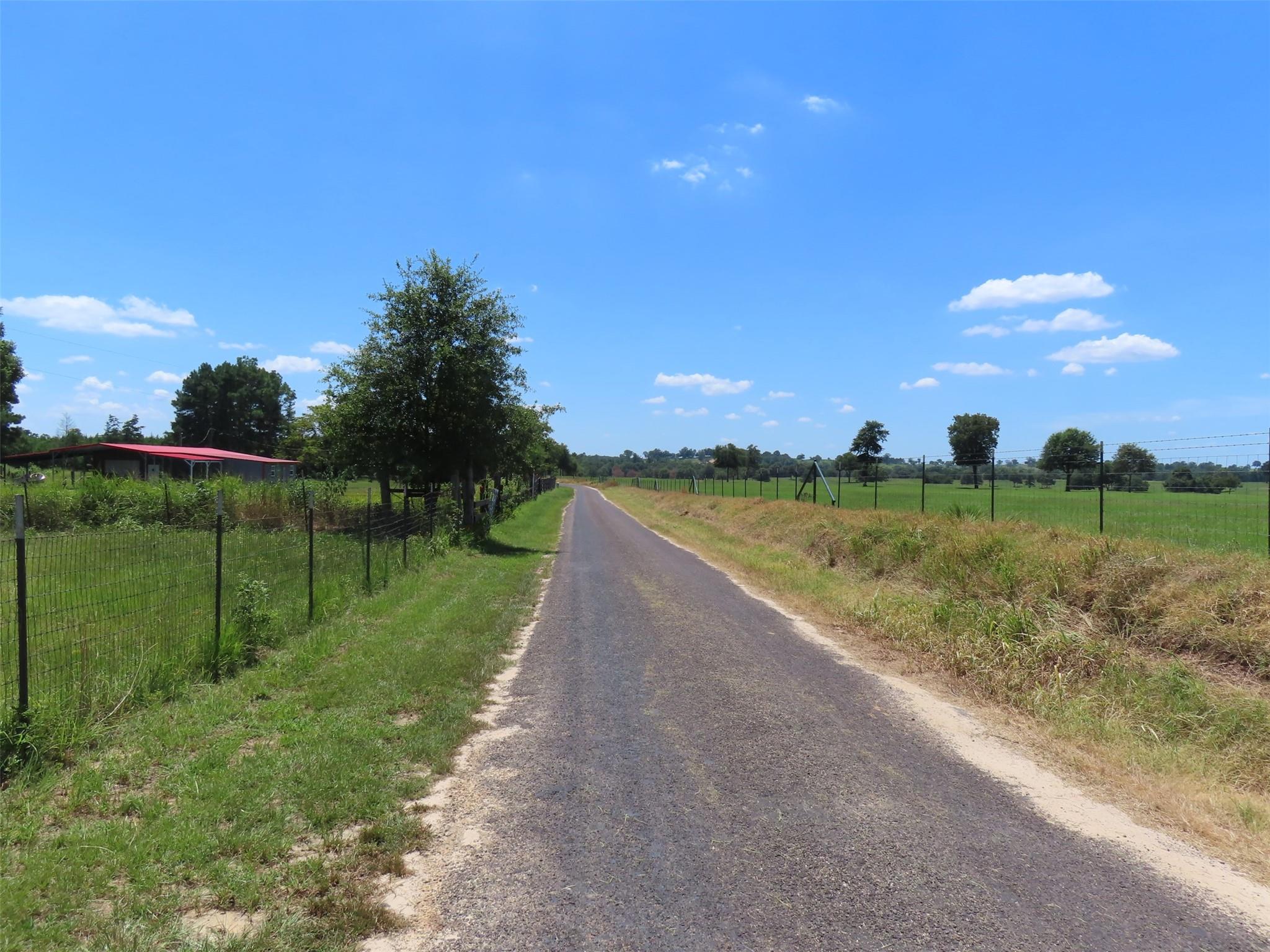 main property photo 13