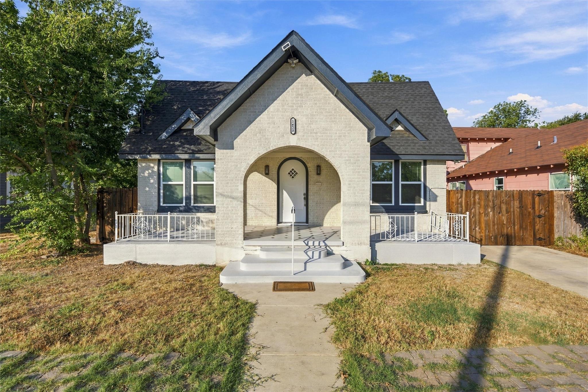 main property photo 1