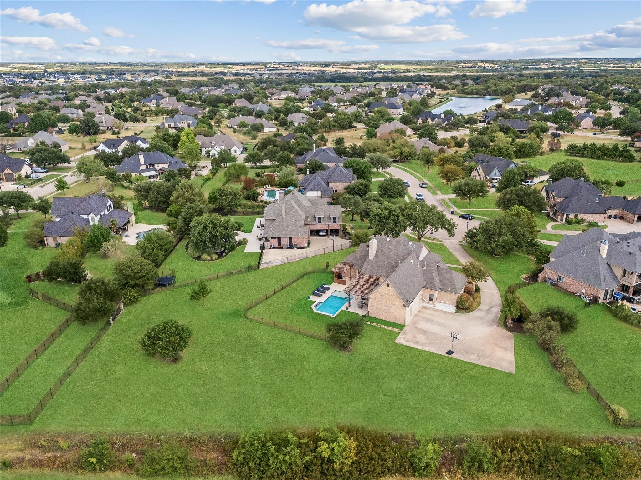 main property photo 32