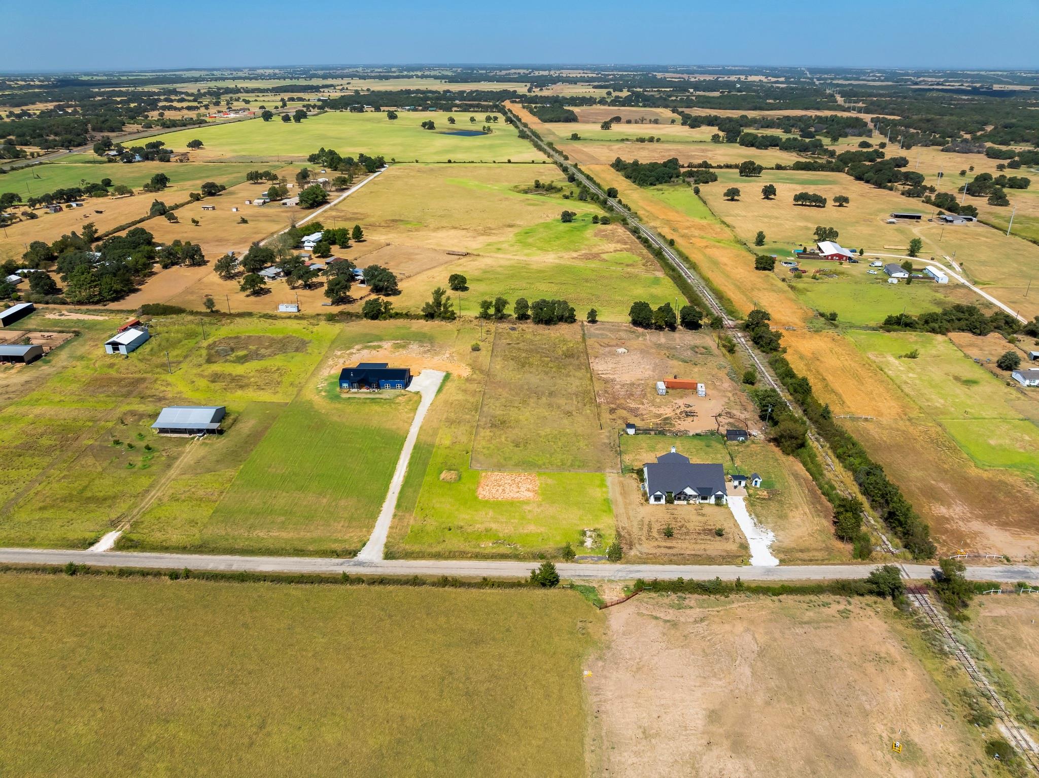 main property photo 7