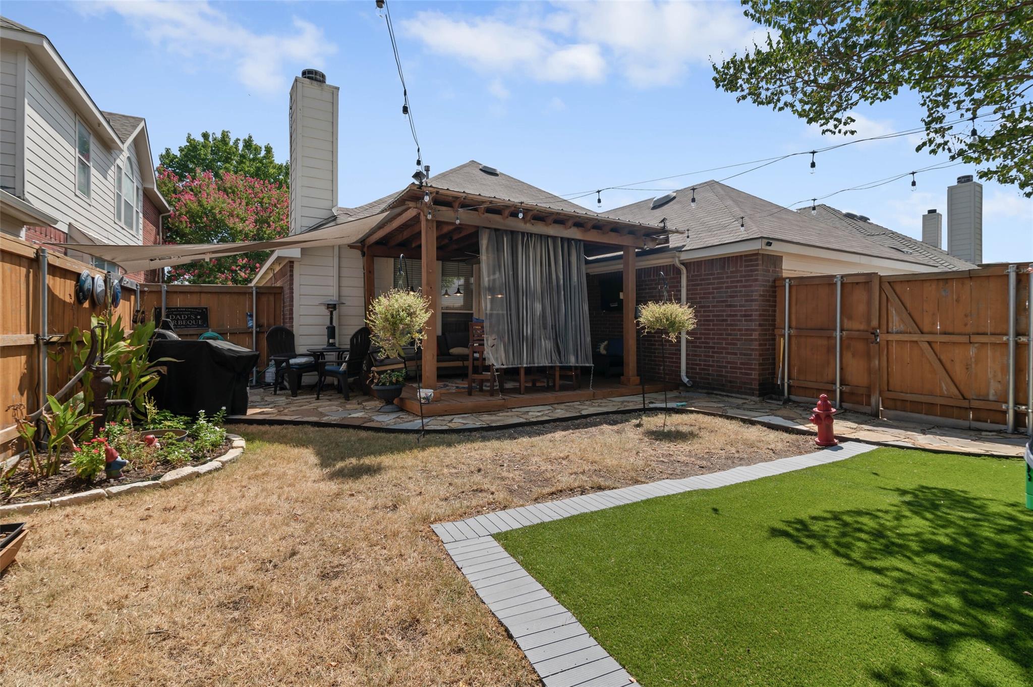 main property photo 26