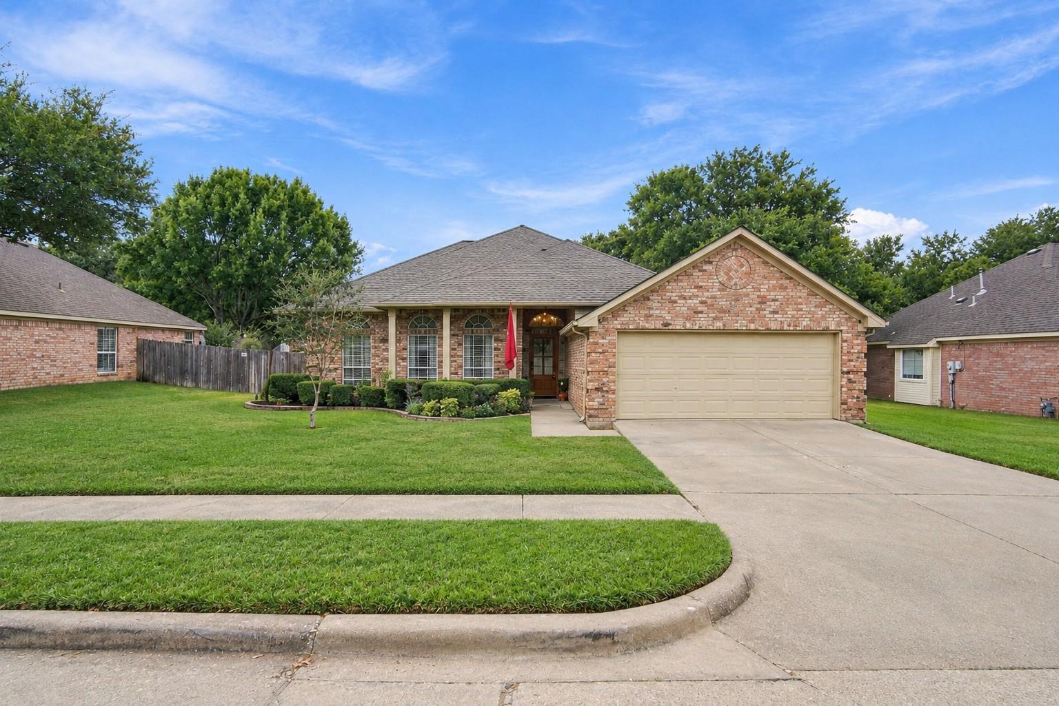 main property photo 12