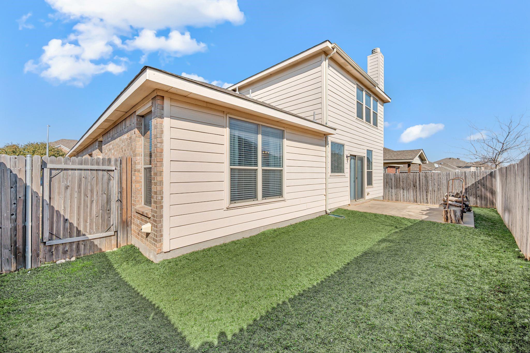 main property photo 32