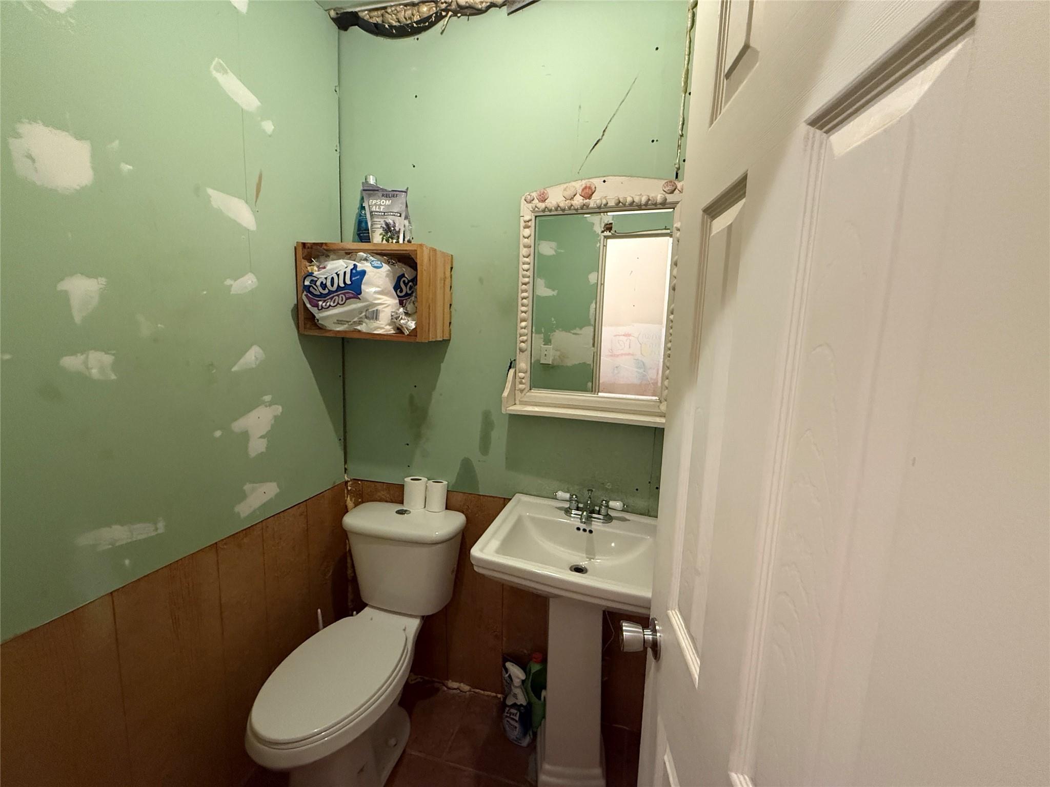main property photo 12