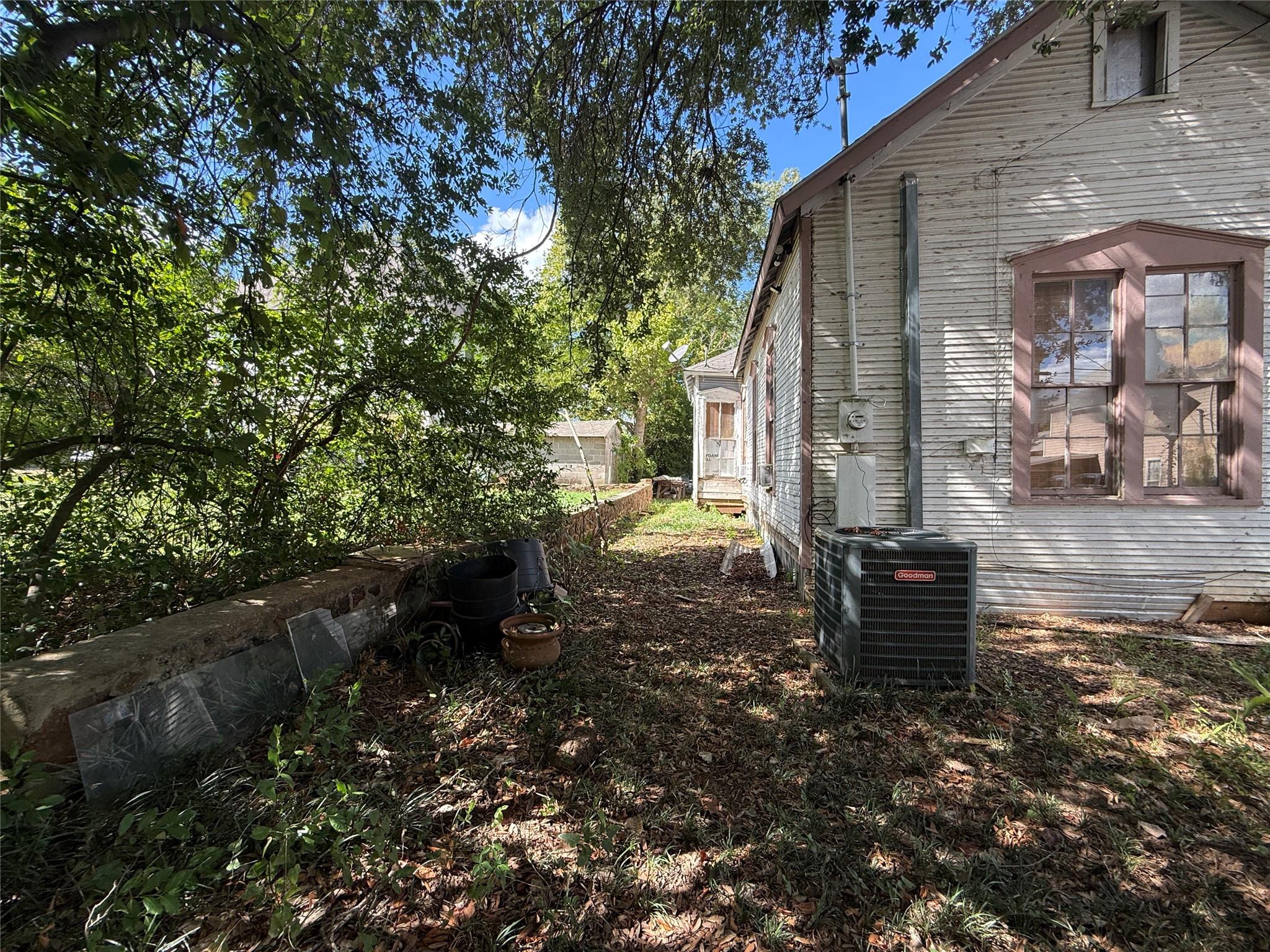 main property photo 35