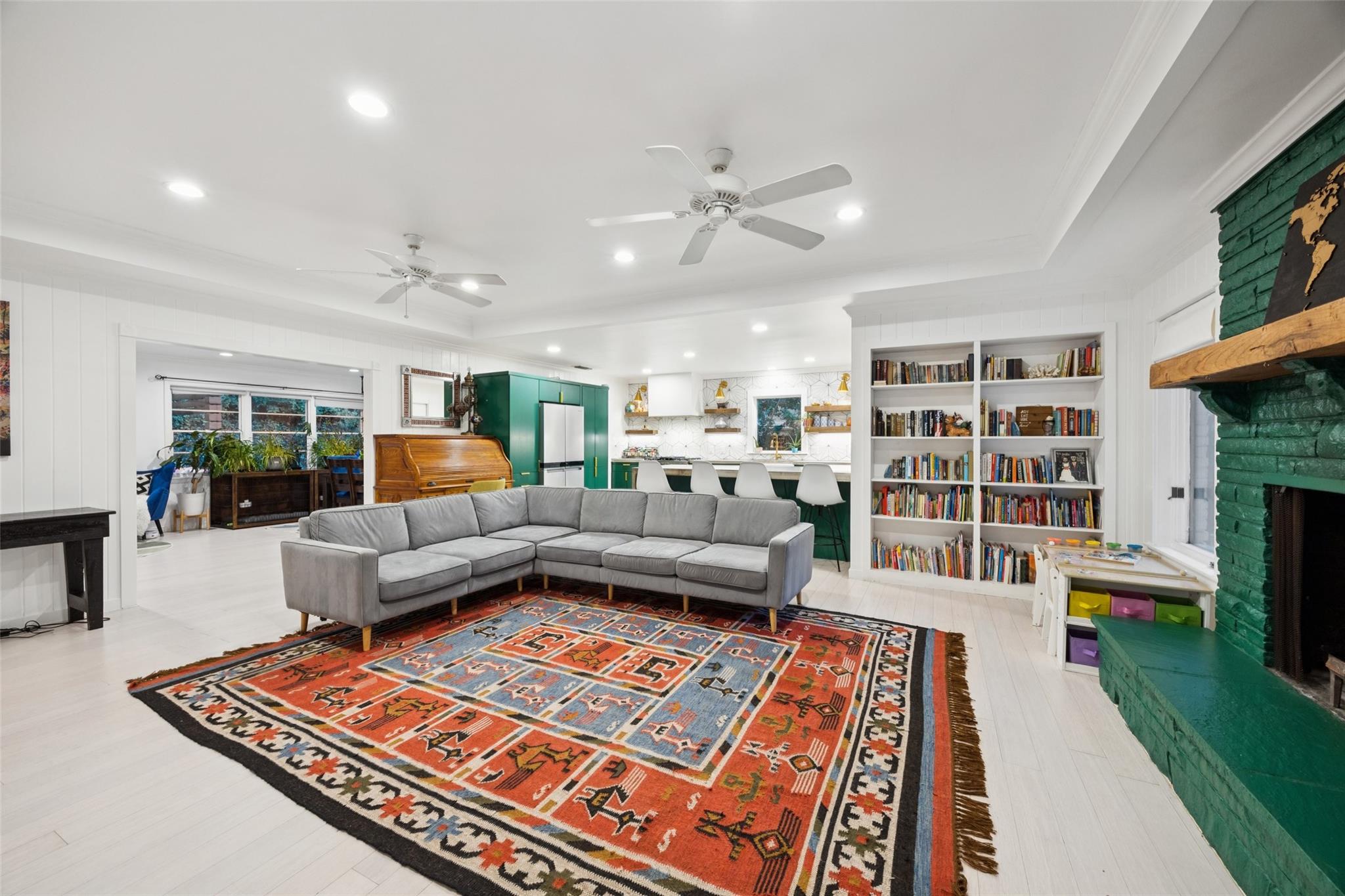 main property photo 5