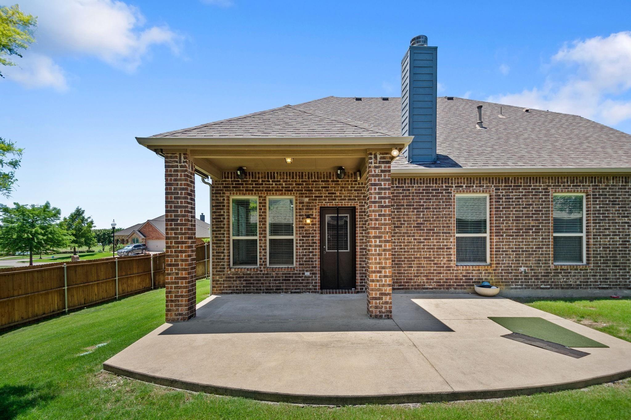 main property photo 35