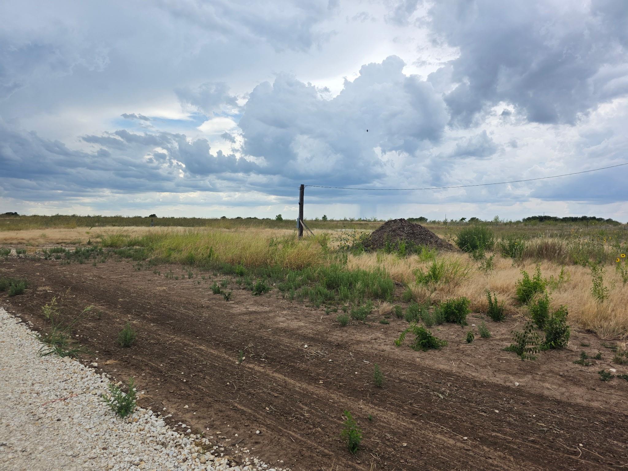 main property photo 6