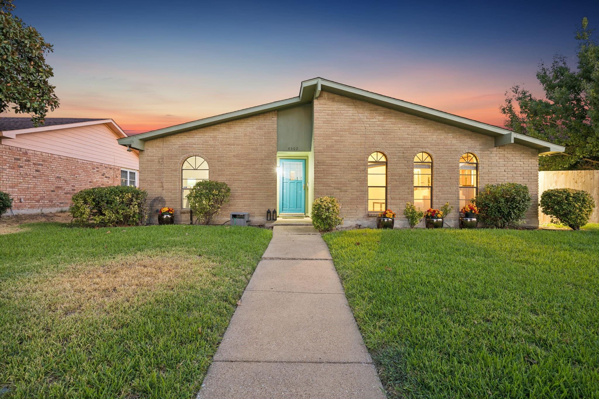 main property photo 15