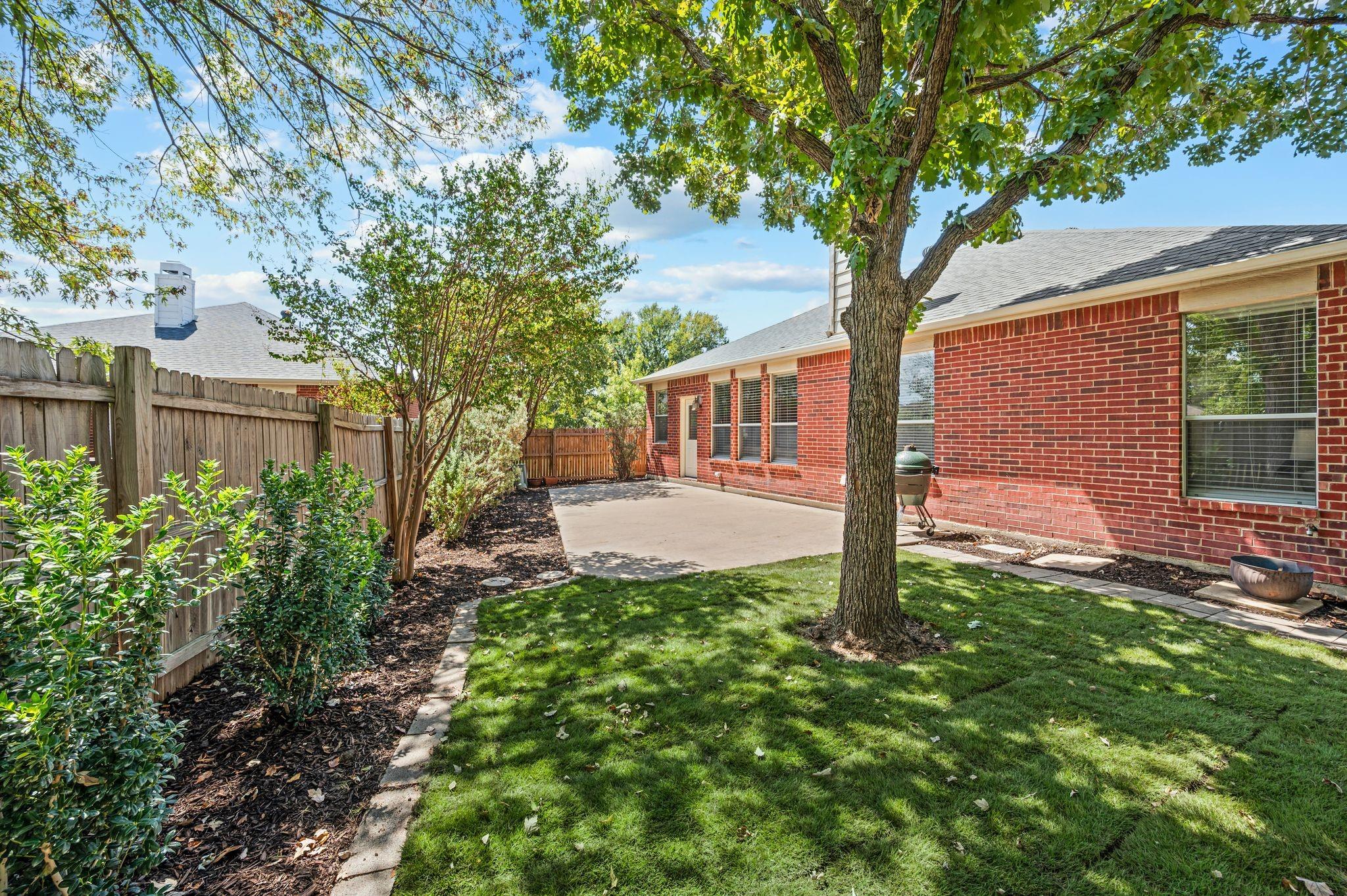 main property photo 22