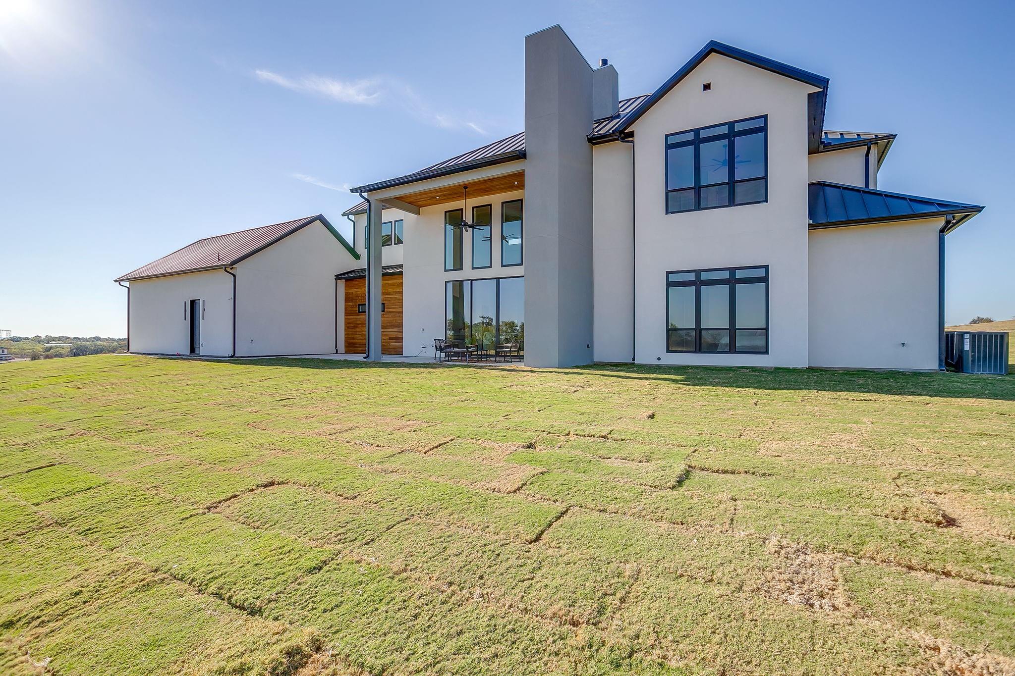 main property photo 39