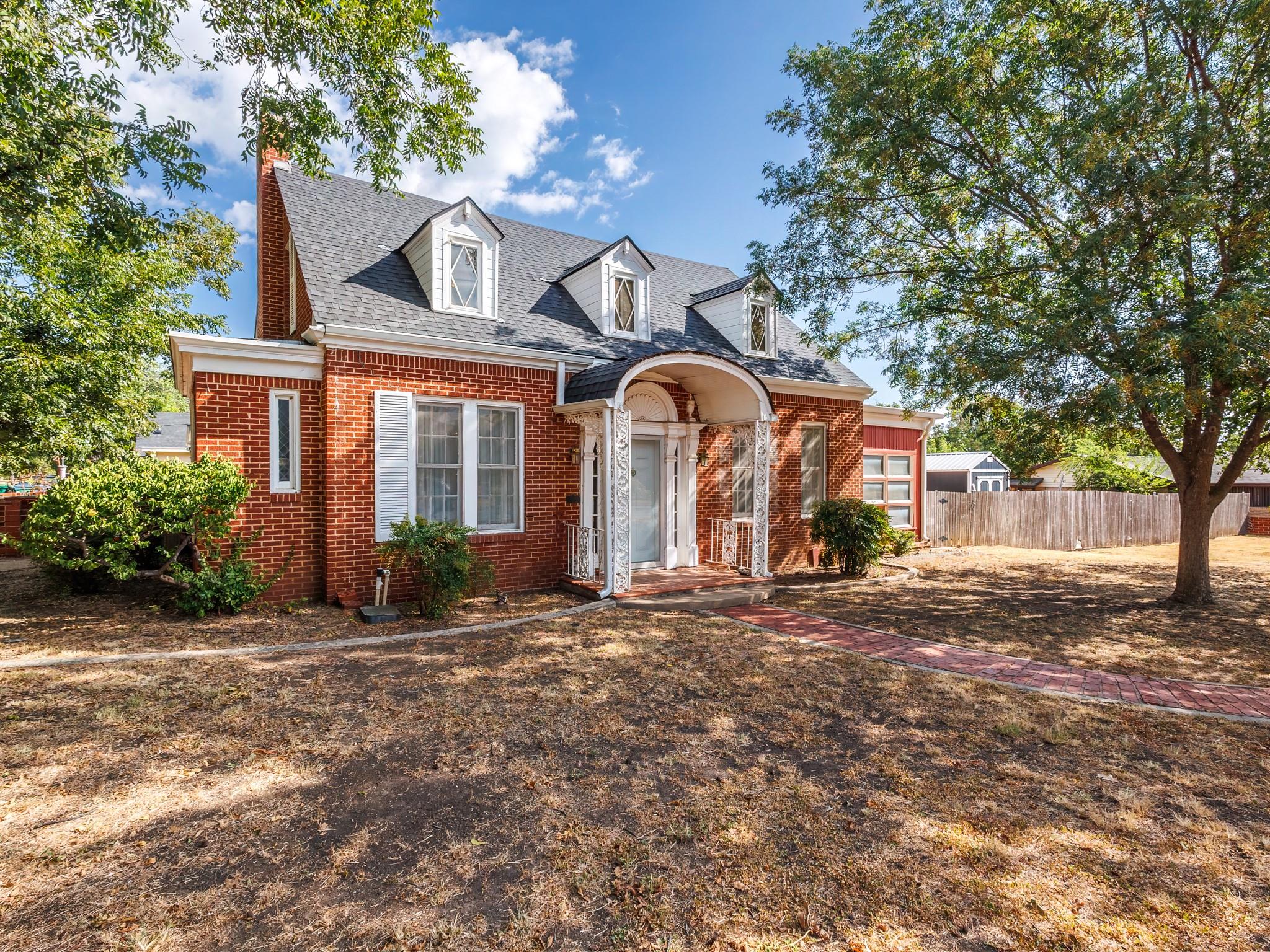 main property photo 2