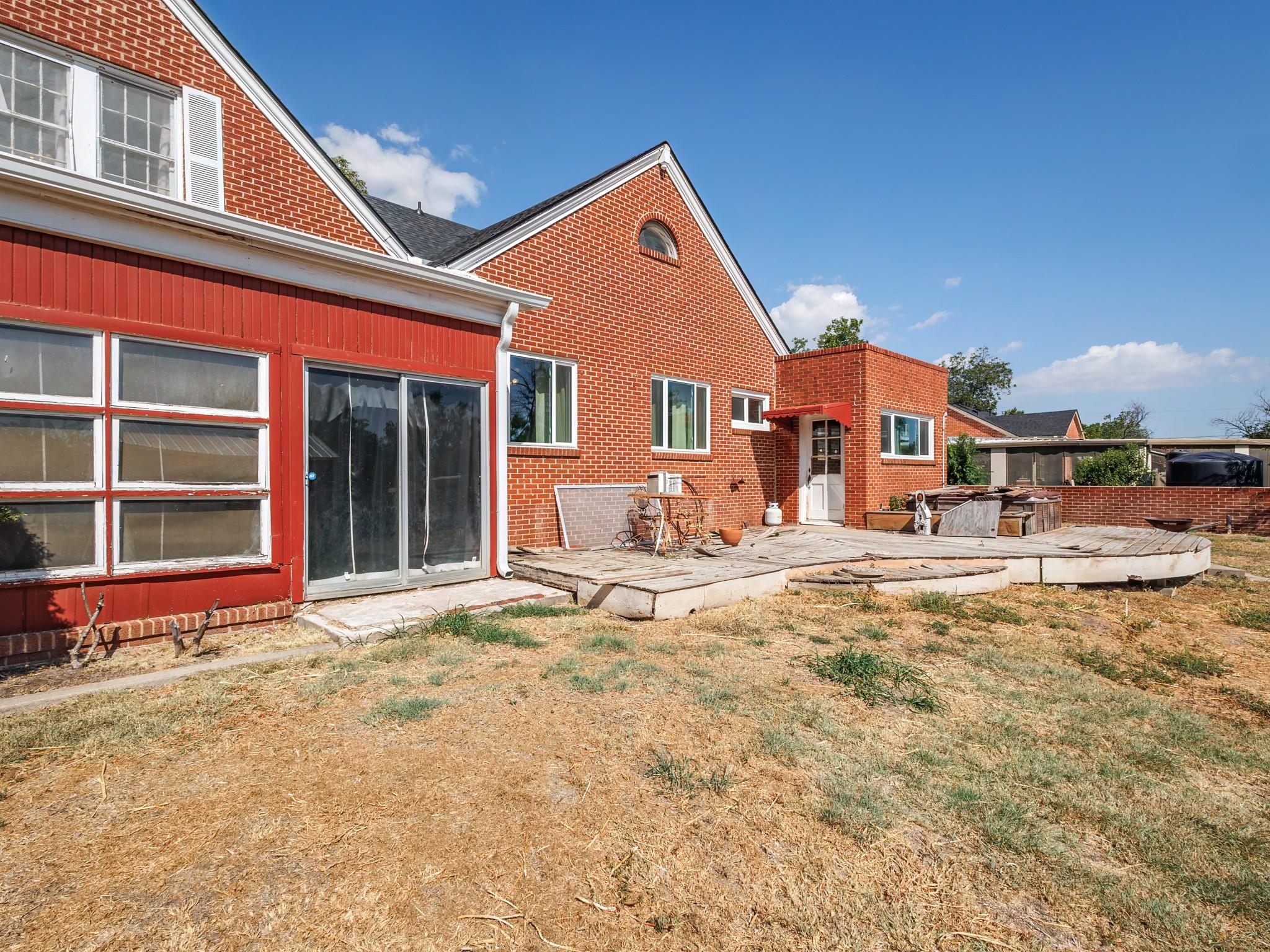 main property photo 35