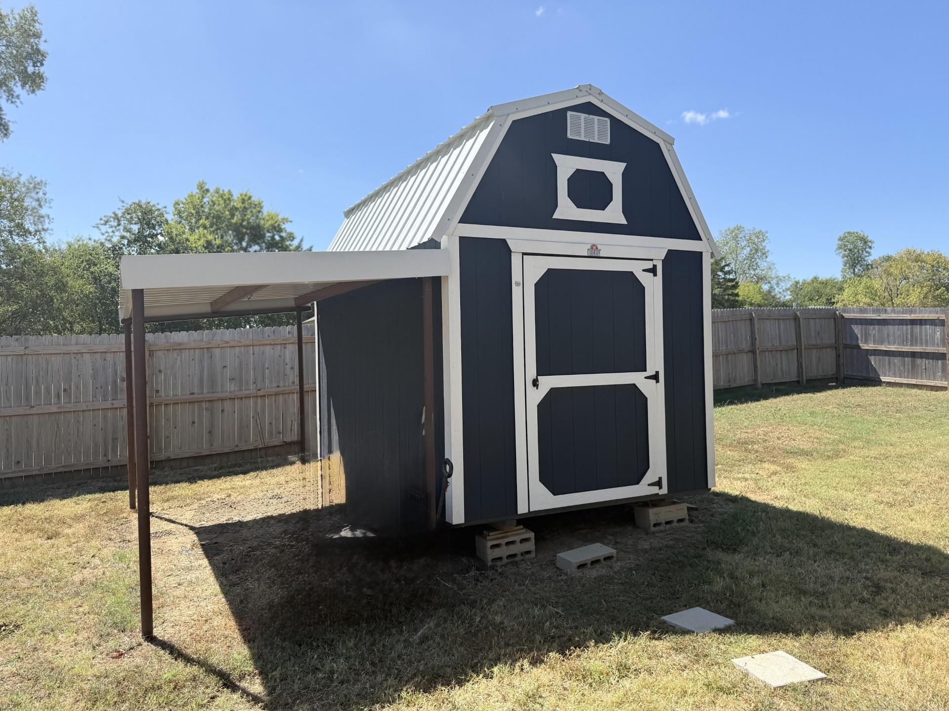 main property photo 20