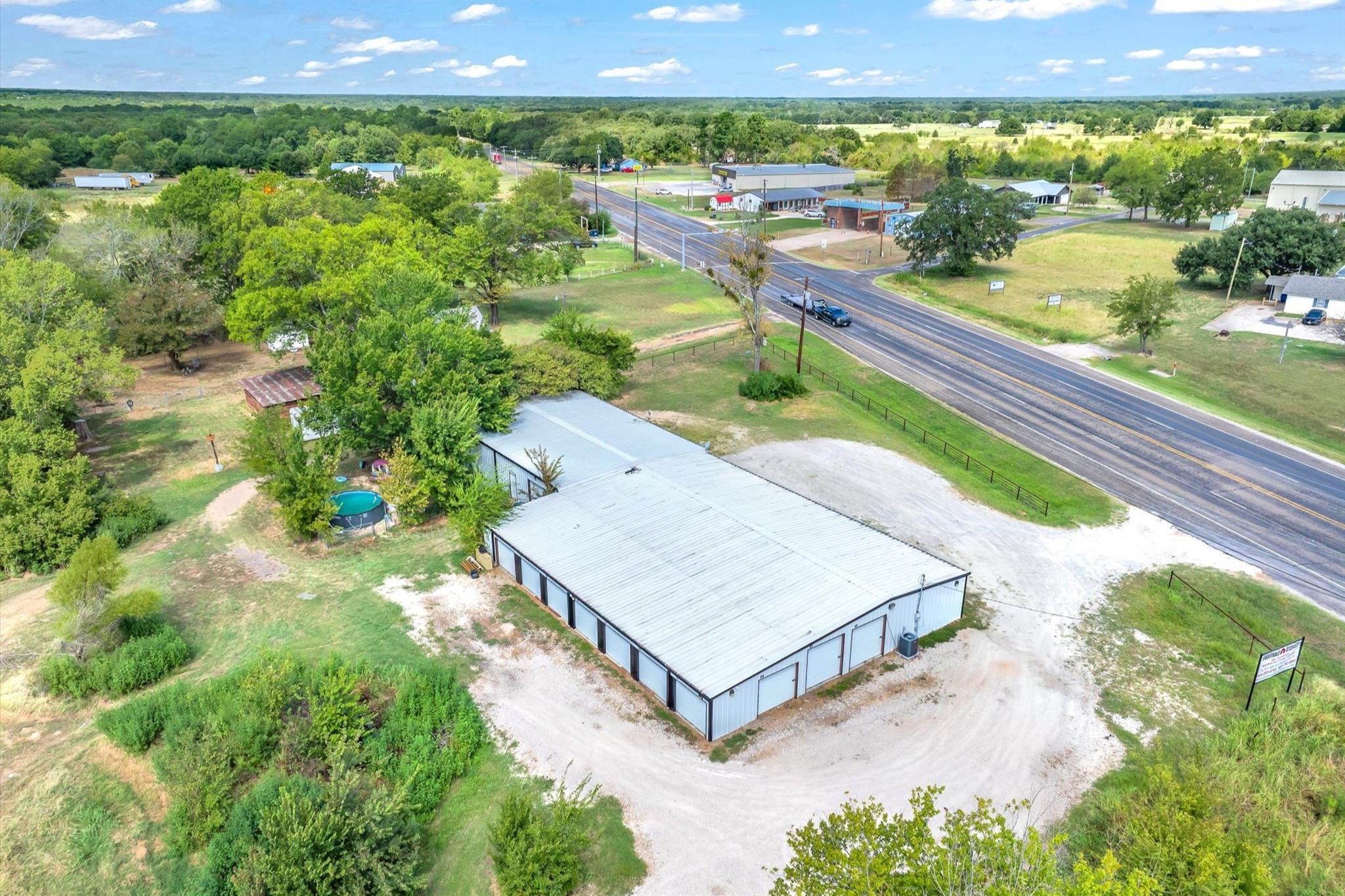 main property photo 35