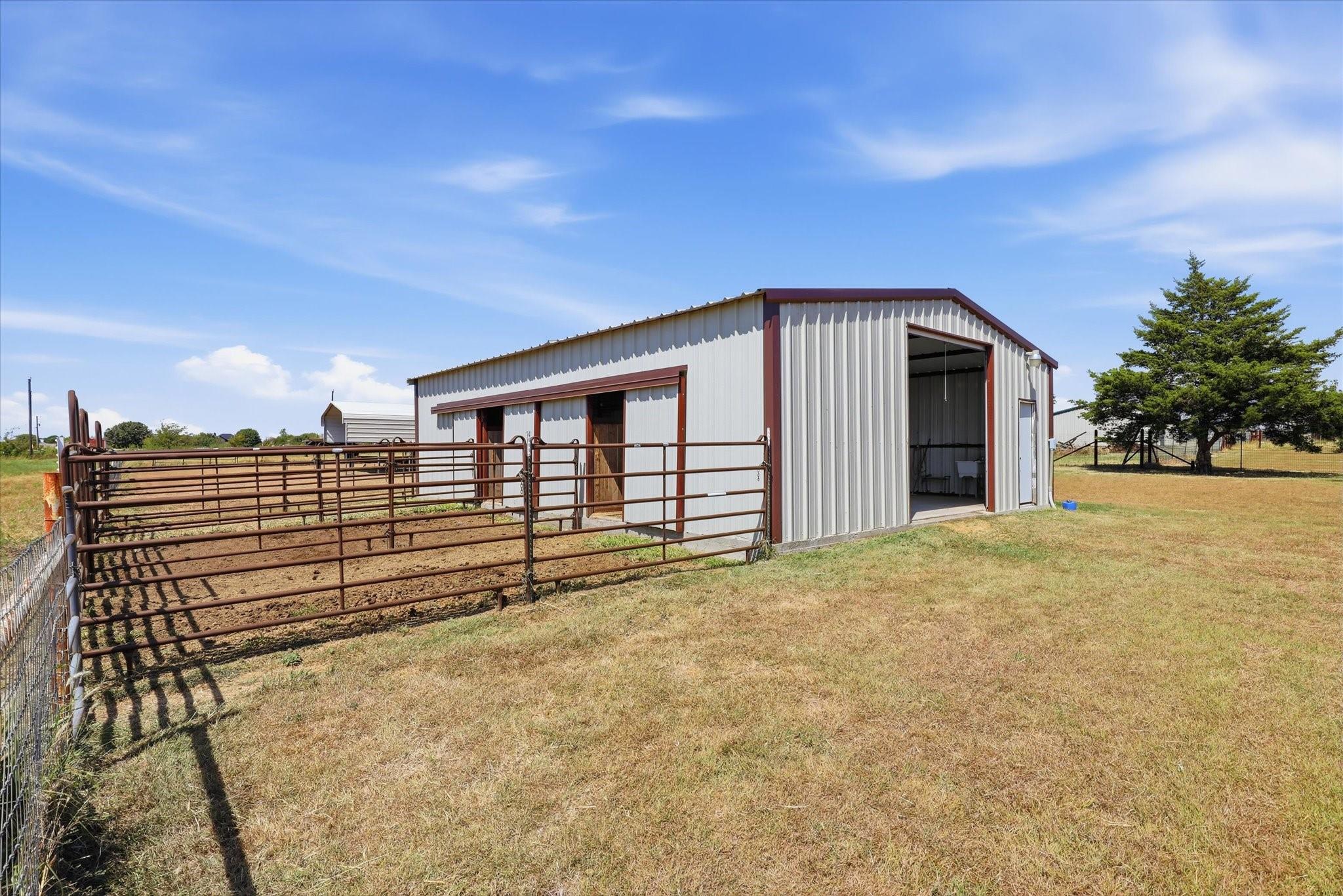 main property photo 29