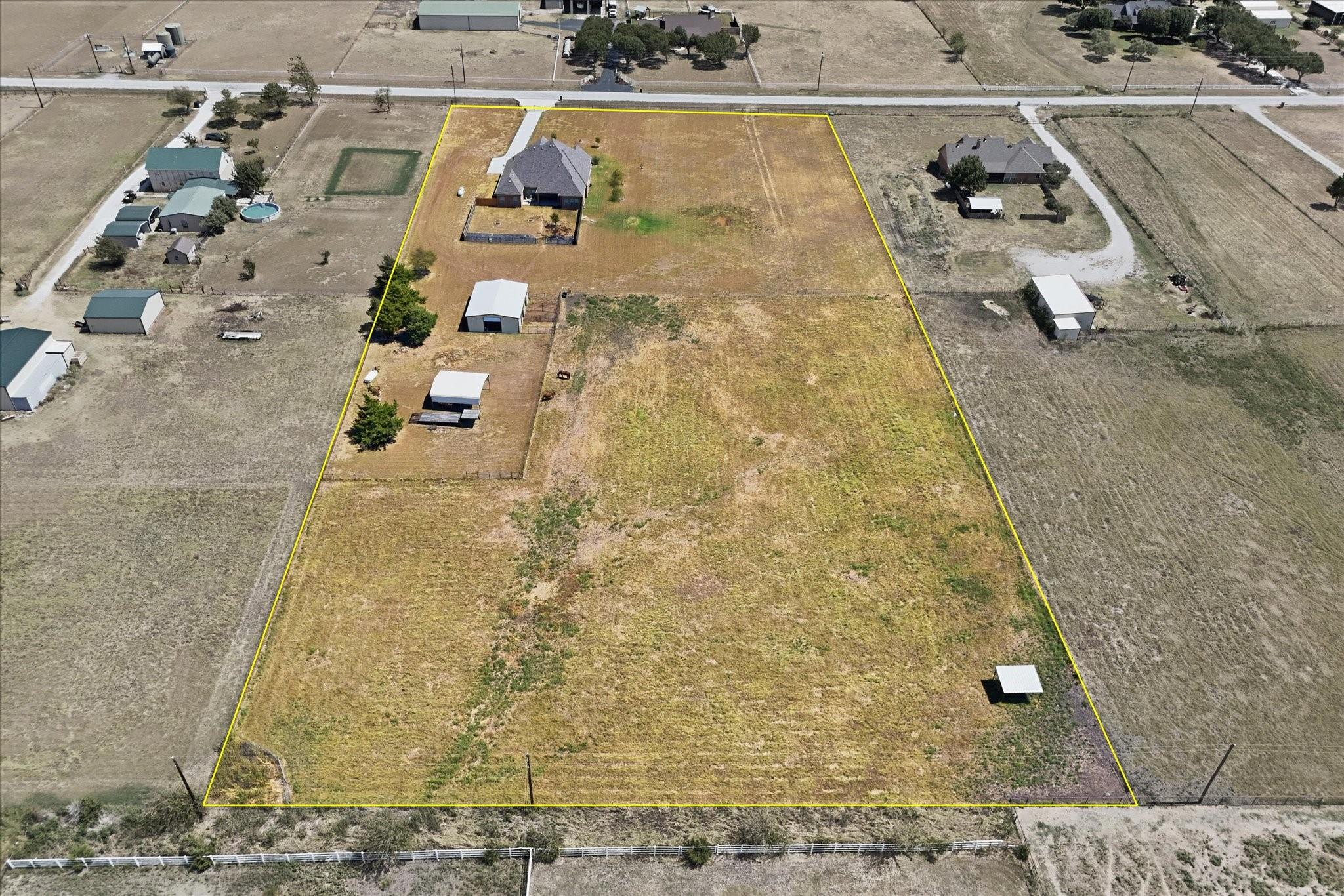 main property photo 36