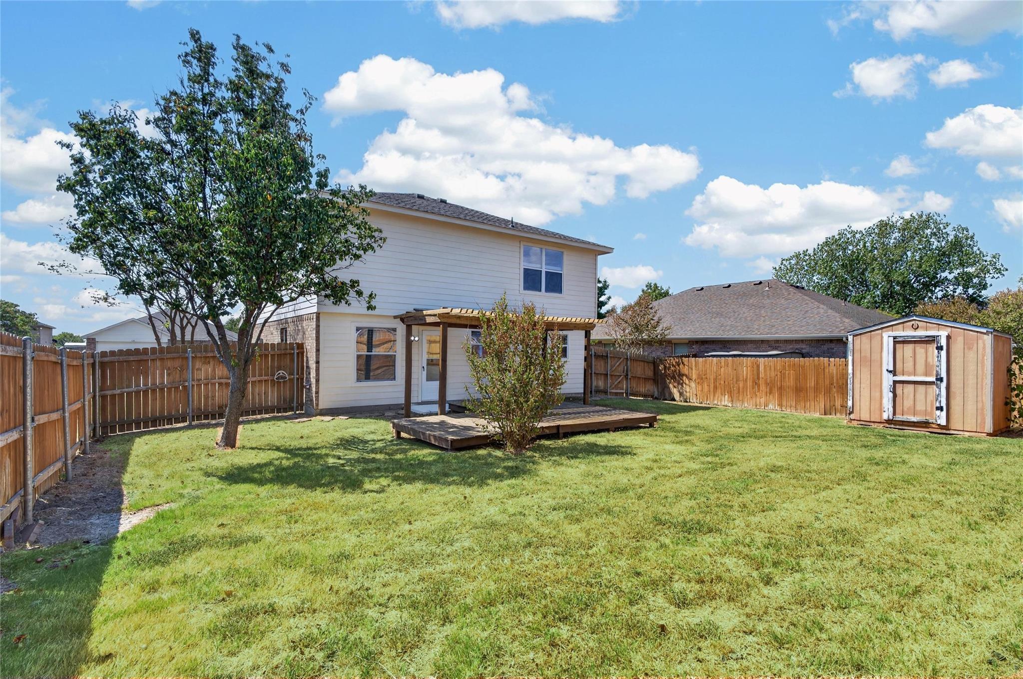 main property photo 19