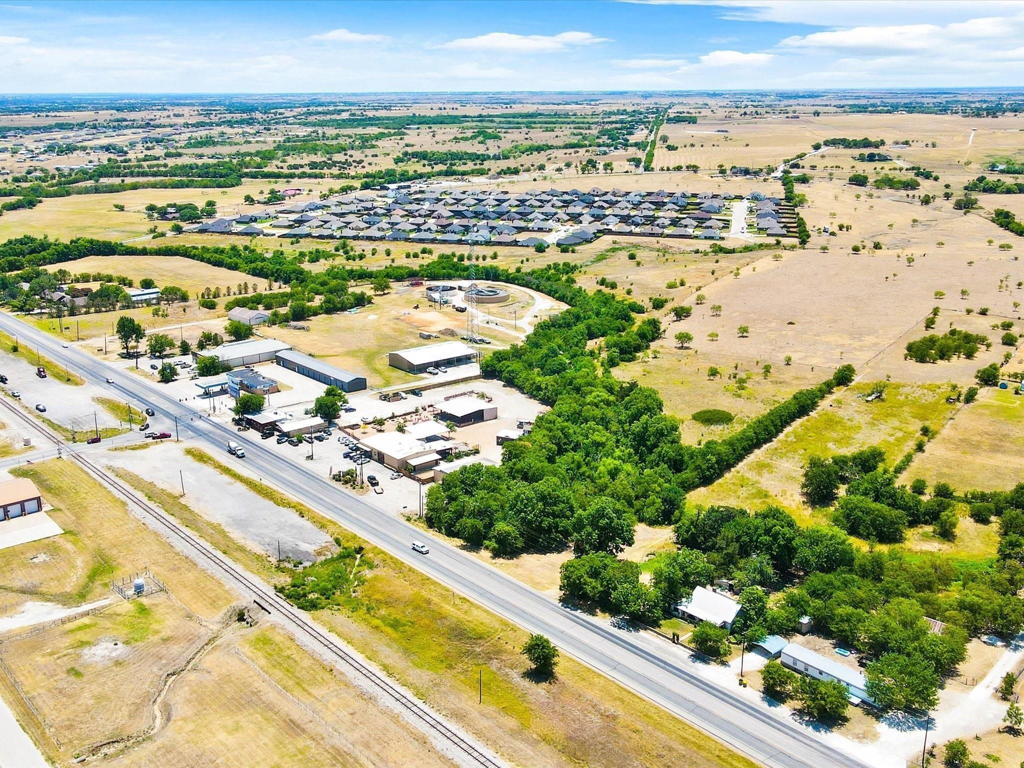 main property photo 20