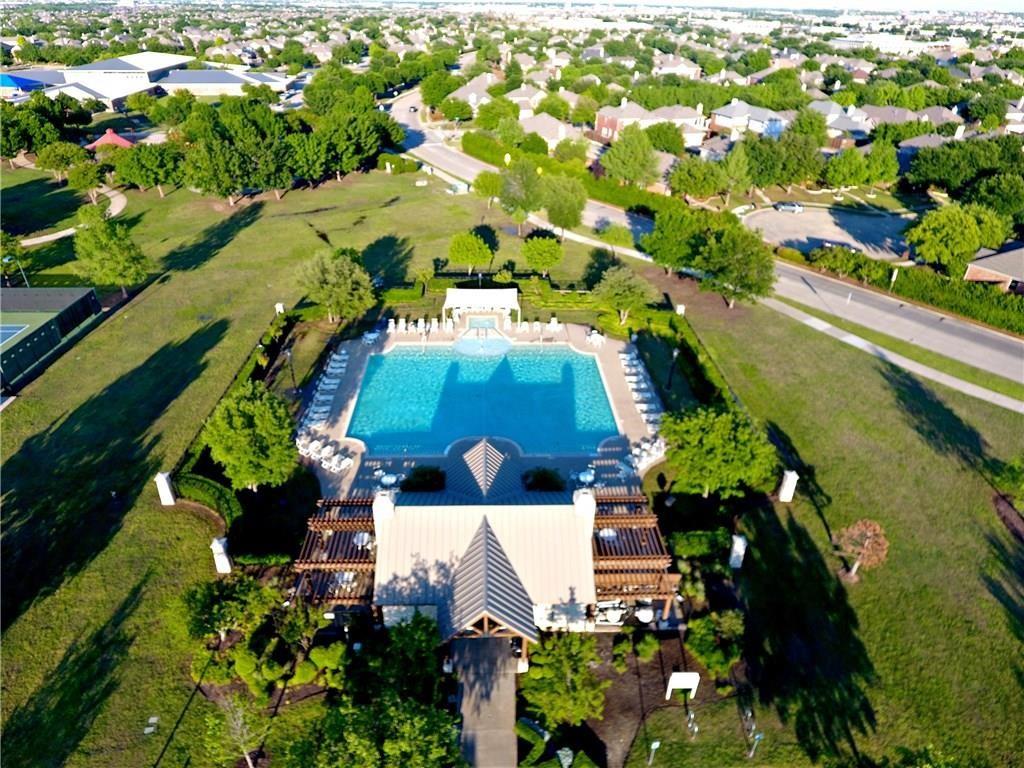 main property photo 35